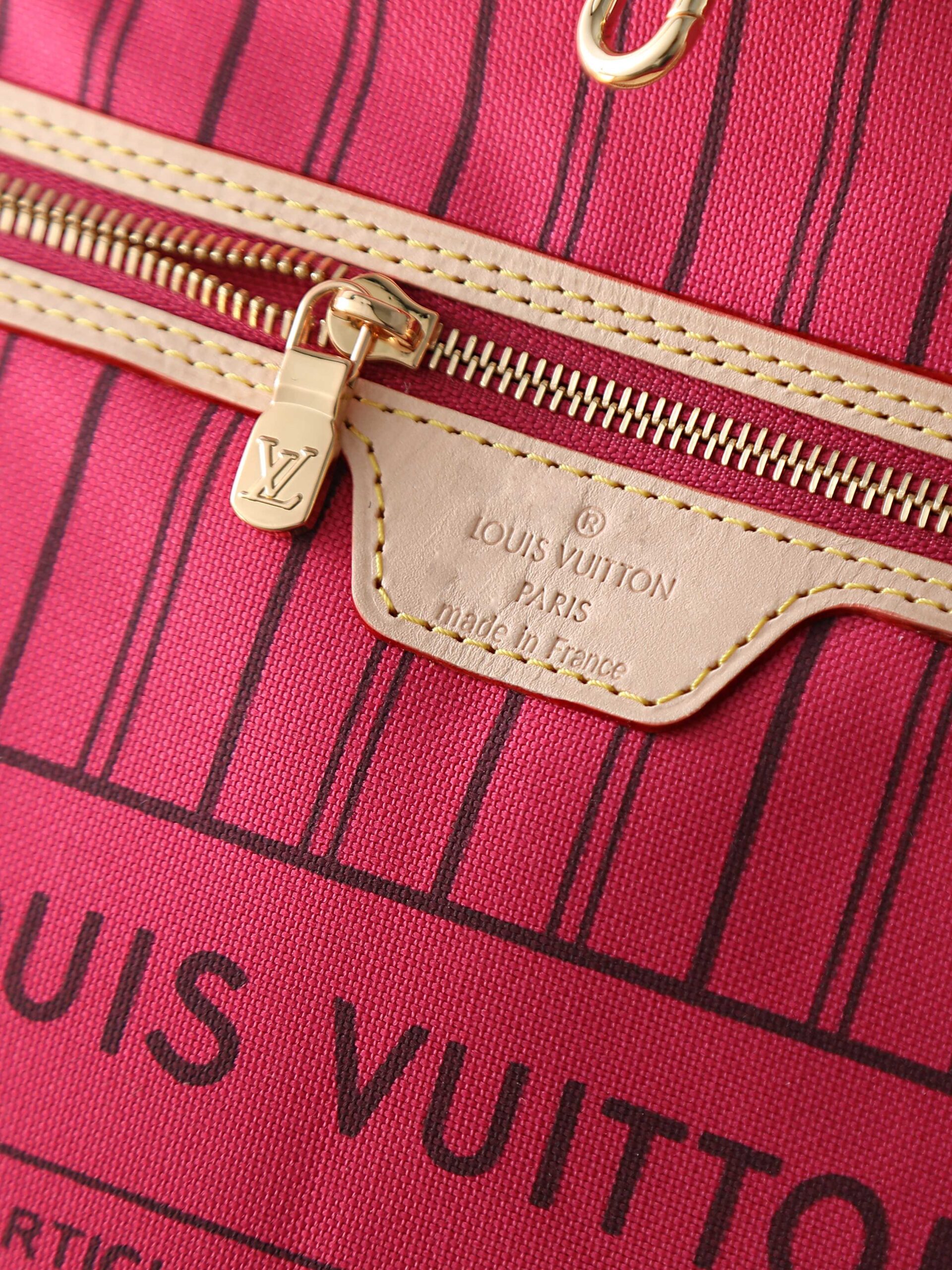 Louis Vuitton Neverfull Bandoulière Inside Out Medium Tote Bag - Image 5