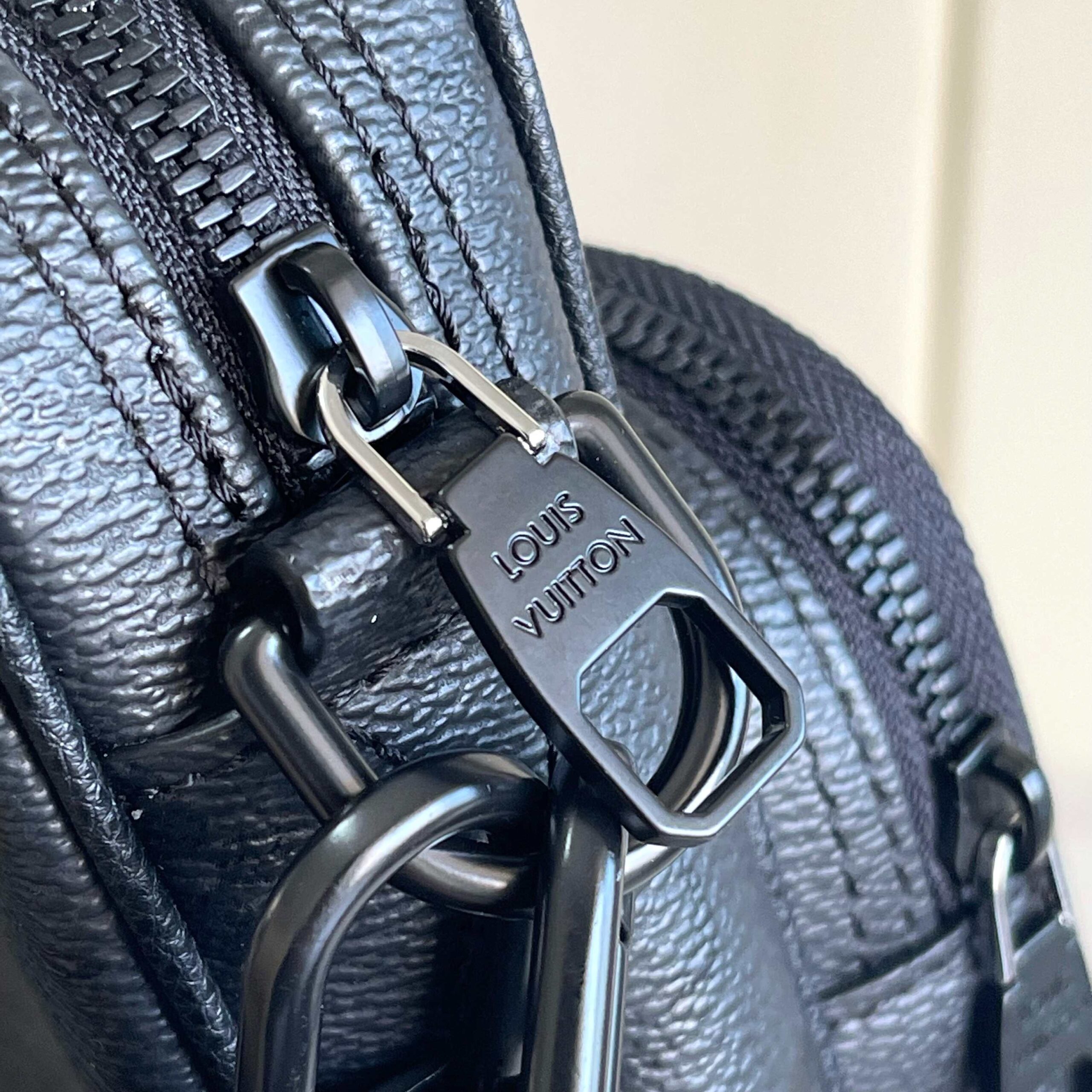 Louis Vuitton Nil Crossbody Bag in Monogram Midnight Canvas - Image 5