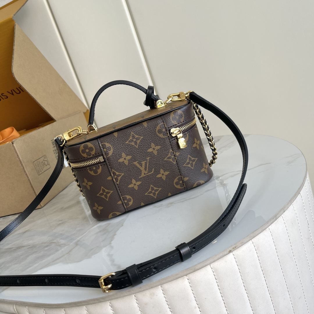Louis Vuitton Vanity Chain Pouch M47125 - Image 5