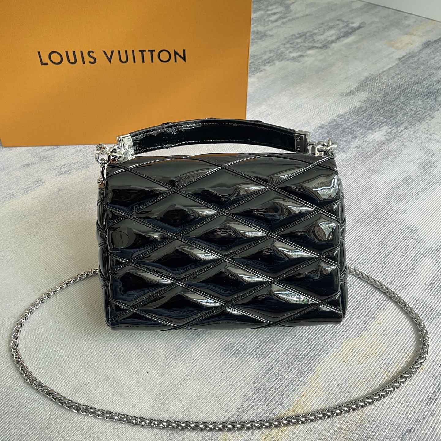 Goyard GO-14 Medium Handbag - Image 5