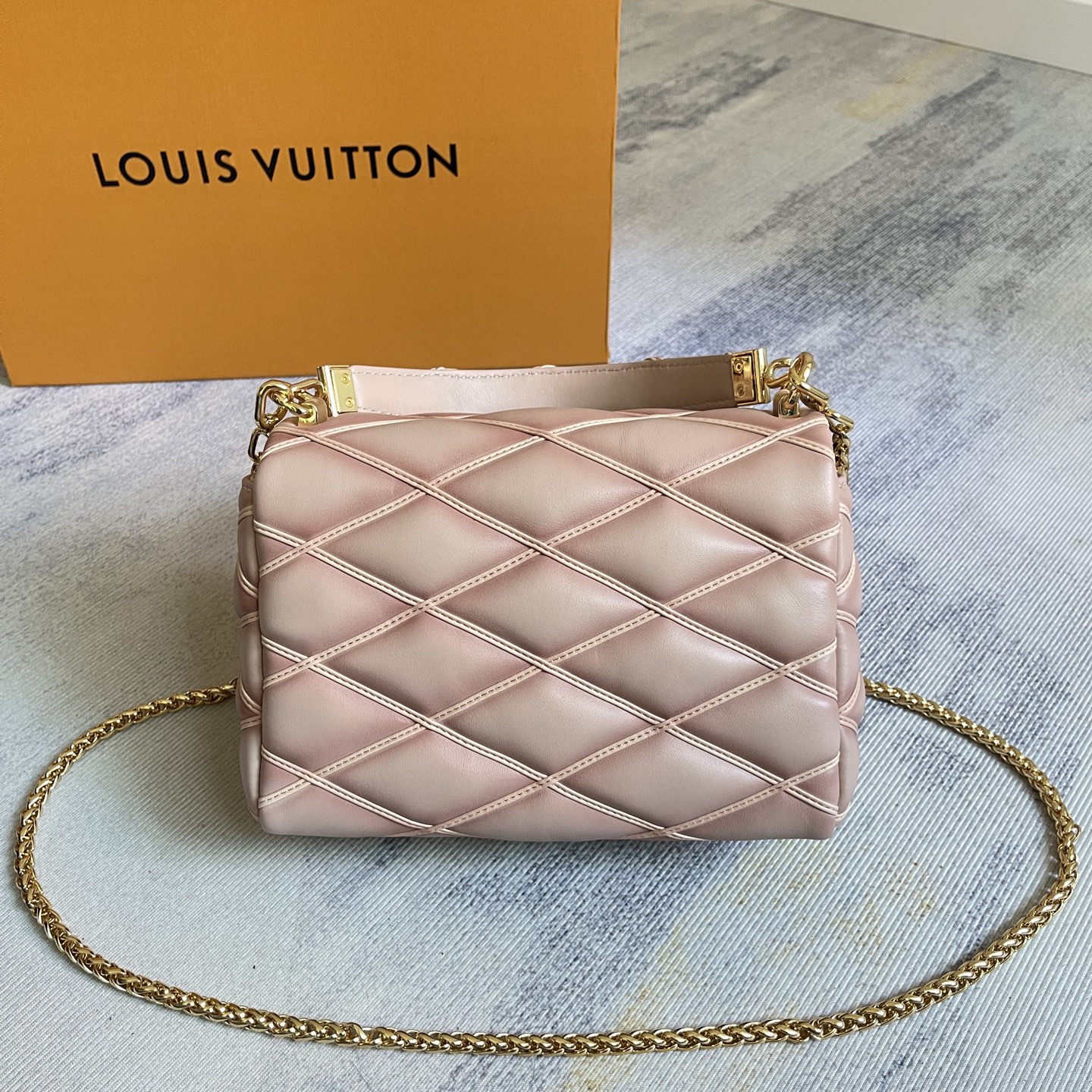 Louis Vuitton GO-14 Medium Handbag - Image 5