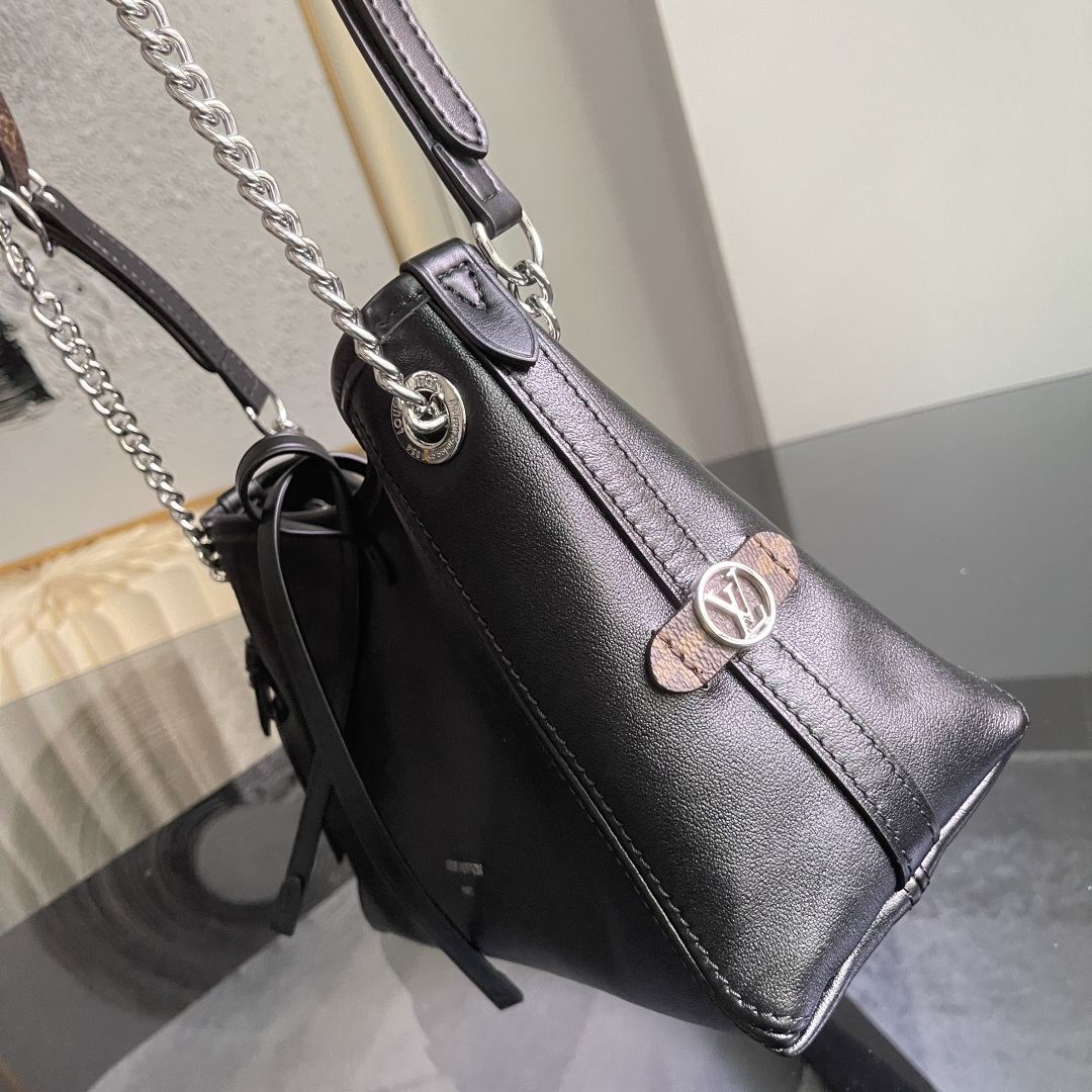 CarryAll BB Monogram Handbag - Image 5