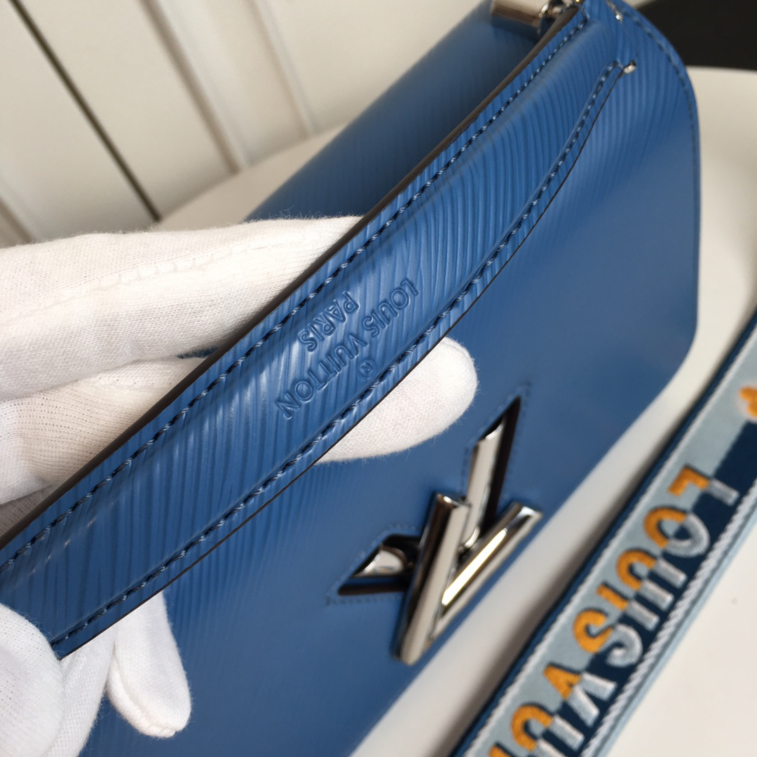 Louis Vuitton Twist Medium Shoulder Bag in Lake Blue Epi Leather - Image 5