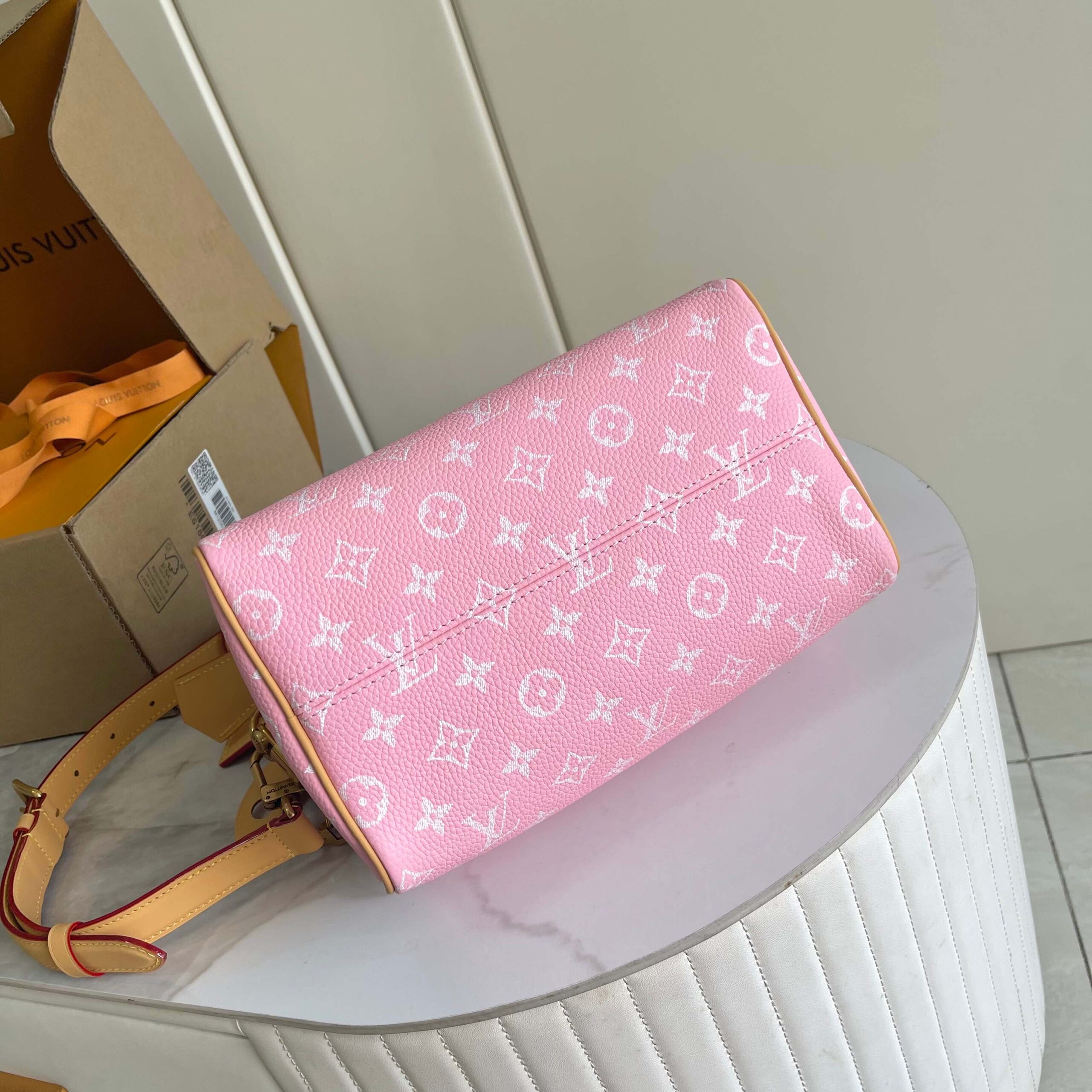 Speedy P9 Bandoulière 25 Monogram Leather Handbag - Image 5