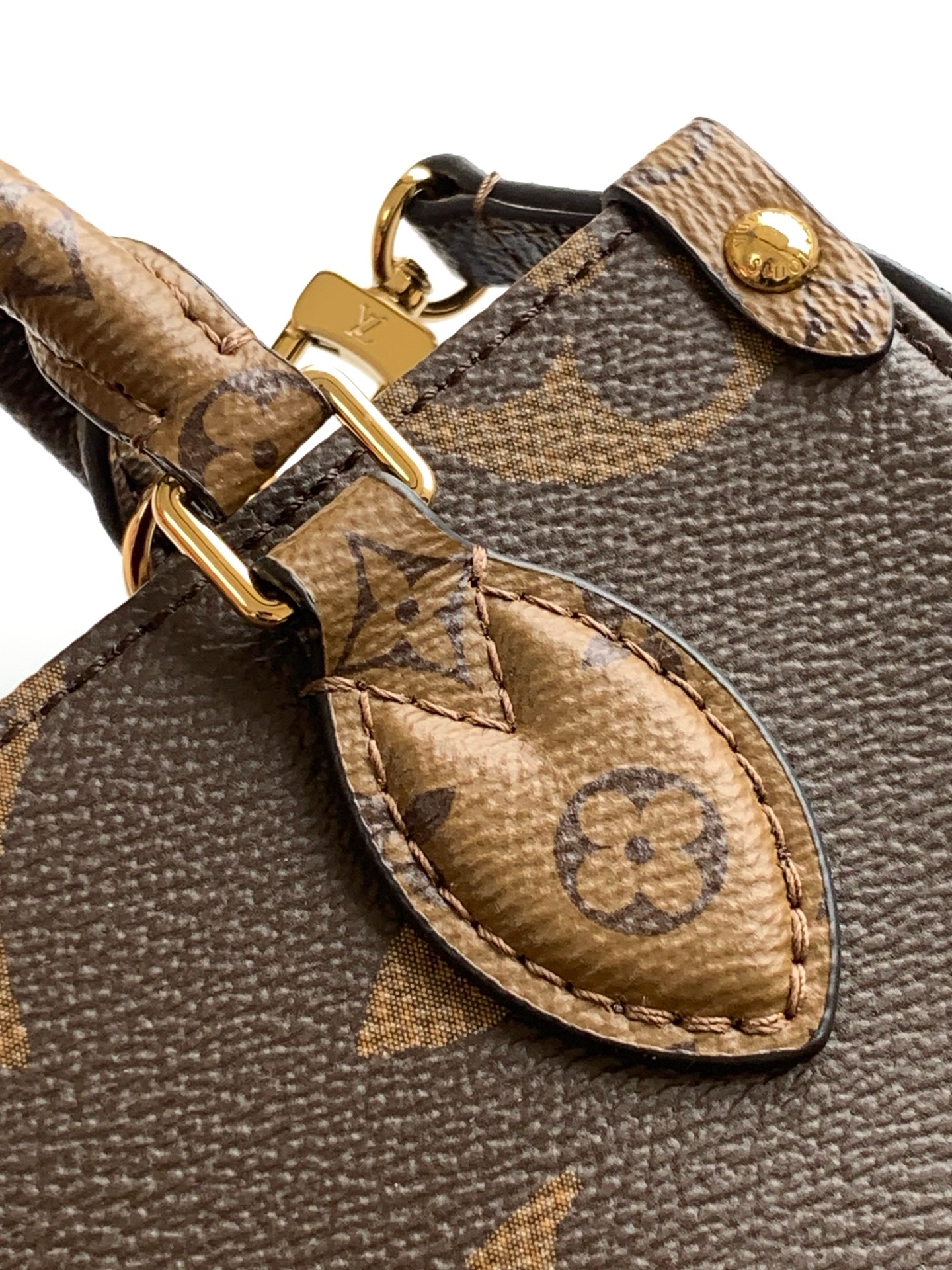Louis Vuitton OnTheGo Mini Tote Bag M46839 - Image 5