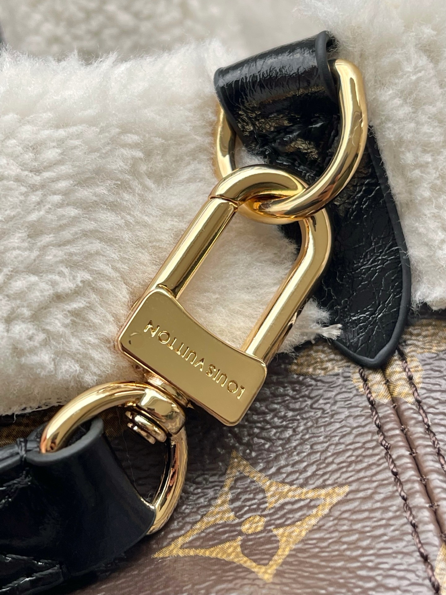 Louis Vuitton Neverfull Bandoulière Inside Out BB Handbag - Image 5