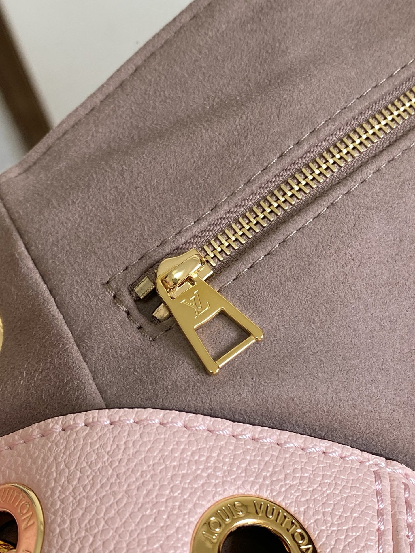 Louis Vuitton Anytime PM Crossbody Bag in Monogram Empreinte Leather - Image 5