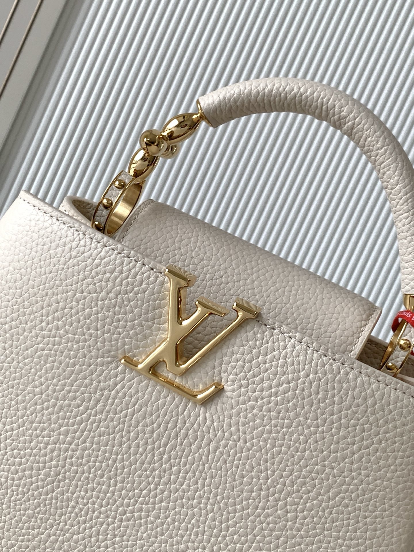Louis Vuitton Capucines BB Handbag in White - Image 5
