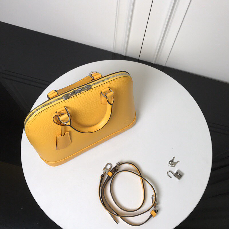 Louis Vuitton Alma Handbag M40302 in Yellow Epi Leather - Image 5