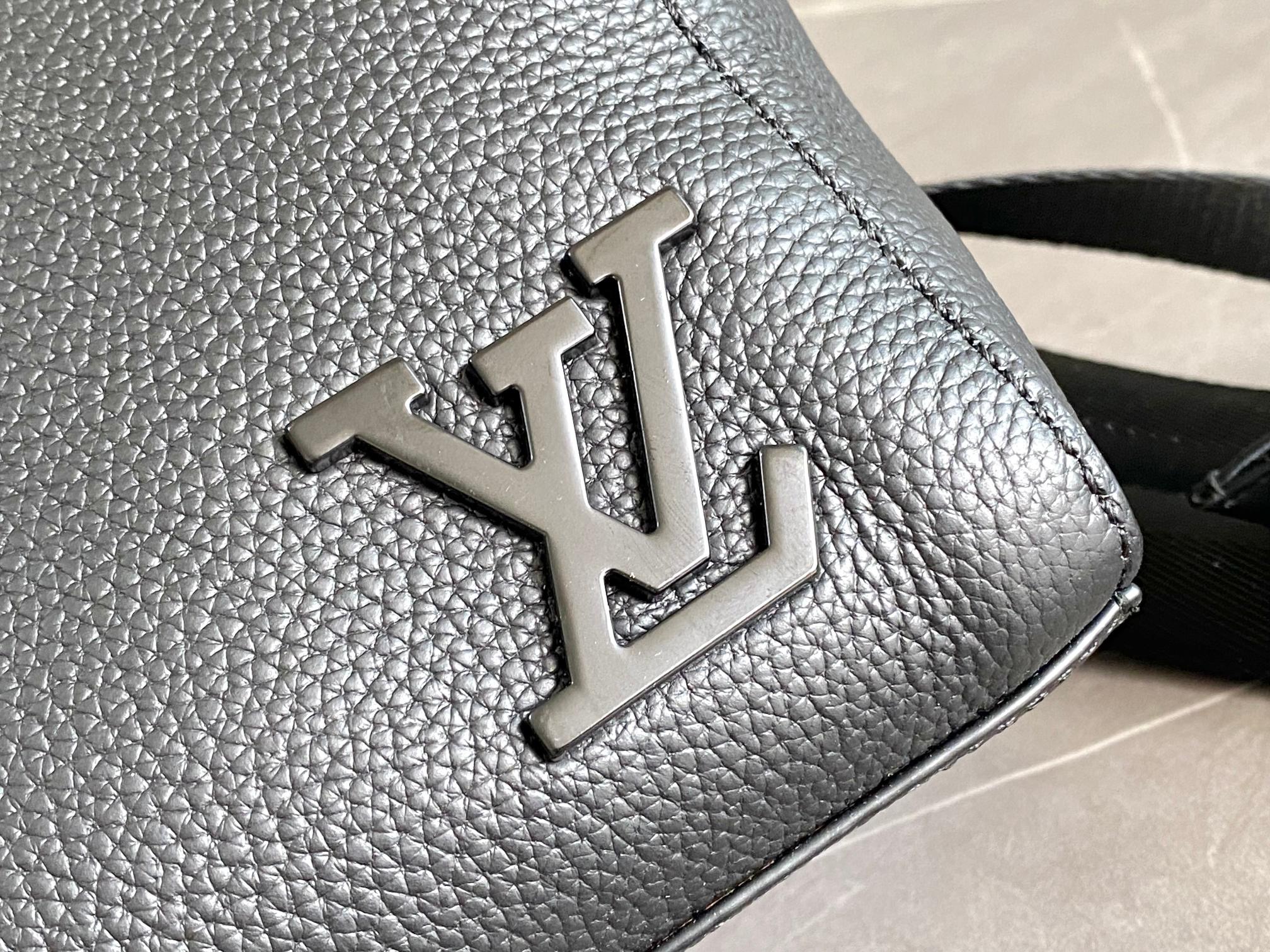 Louis Vuitton Takeoff Backpack M21367 - Image 5