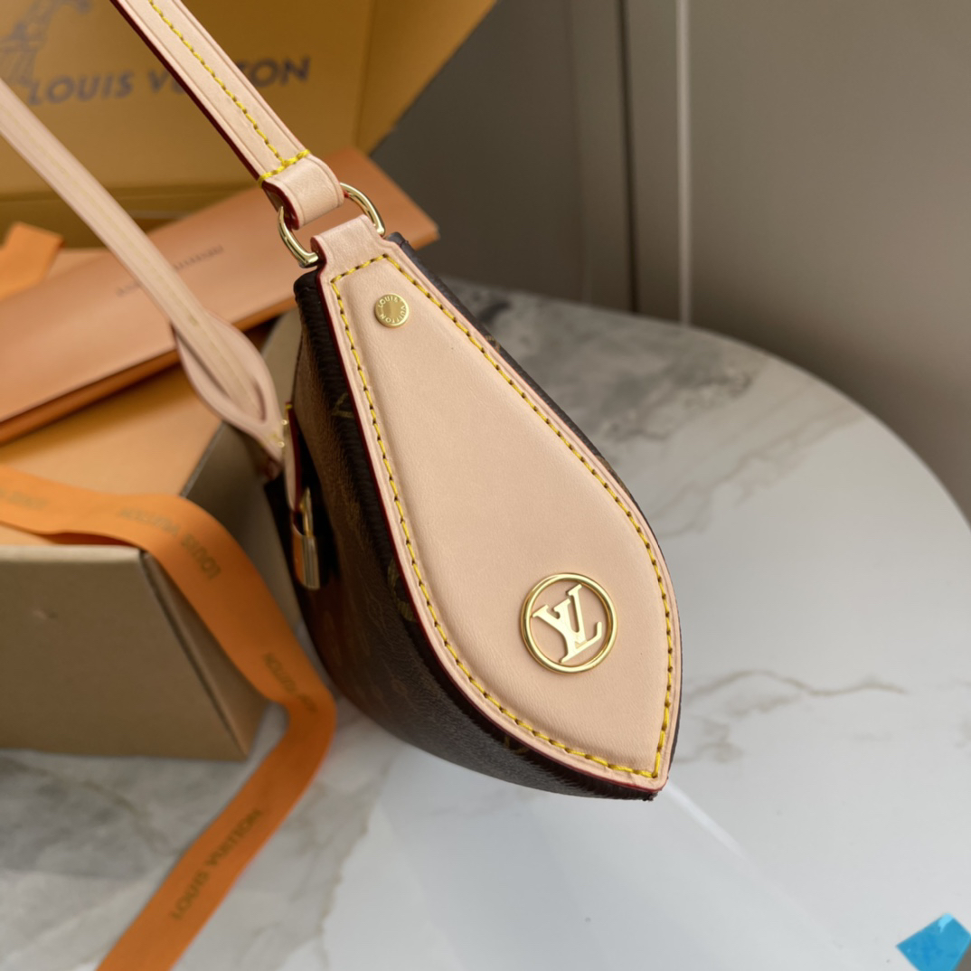 Louis Vuitton Pochette Tirette Monogram Shoulder Bag - Image 5