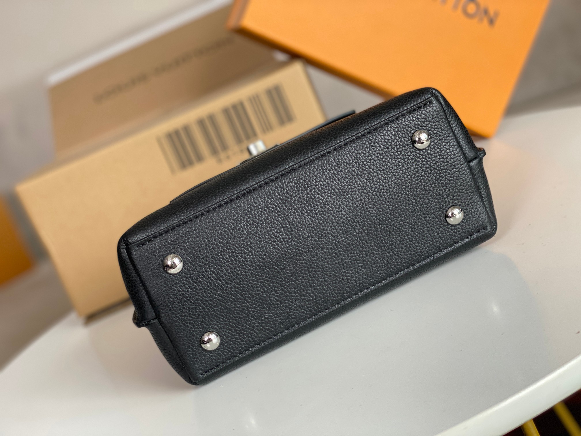 Louis Vuitton Lockme Ever Mini Handbag - Image 5