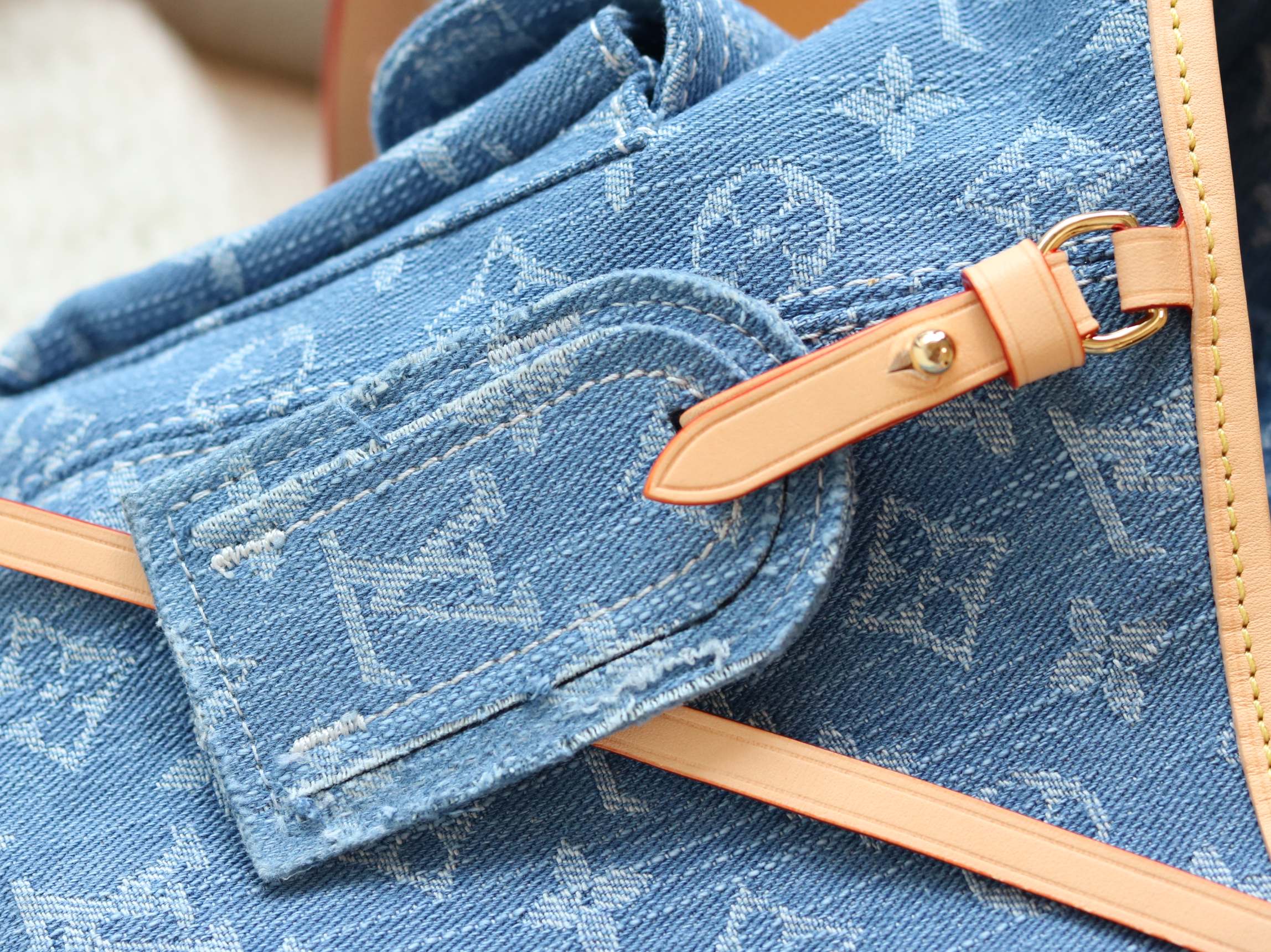 Carryall Cargo Small Denim Handbag - Image 5