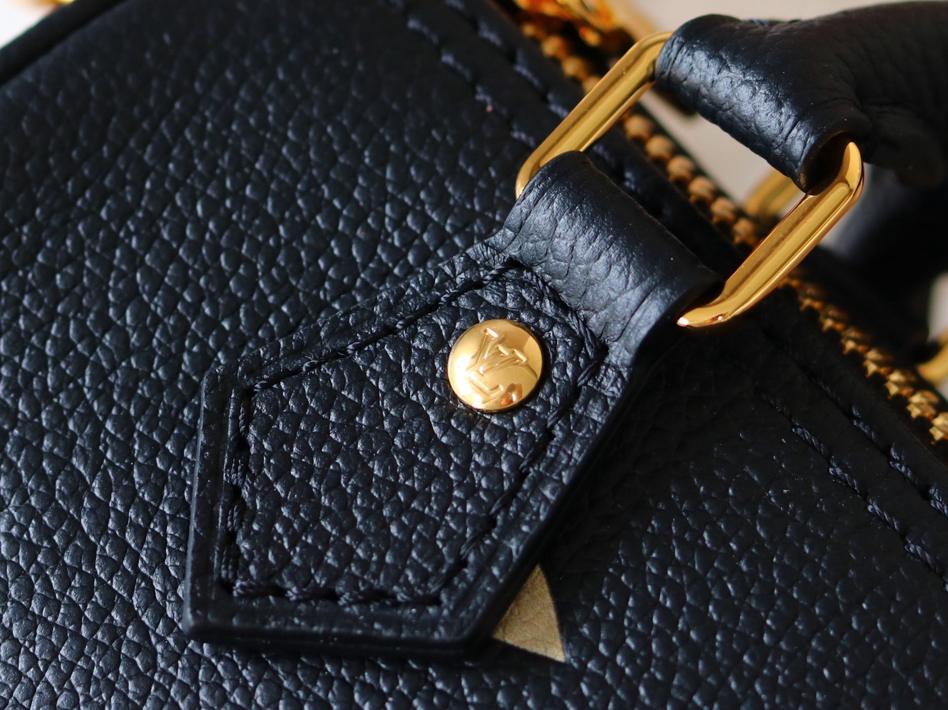 Louis Vuitton Nano Speedy Handbag - Image 5