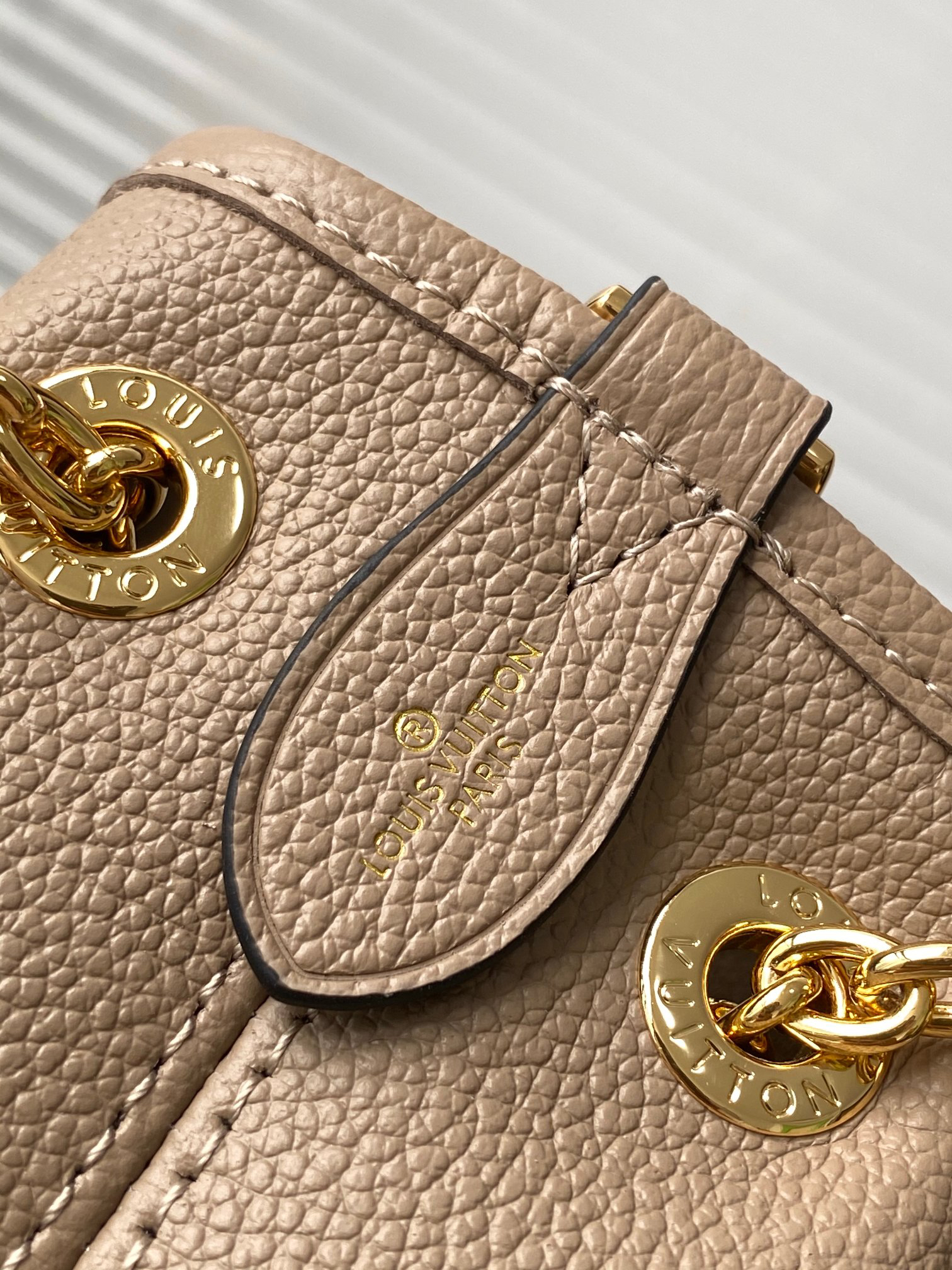 Louis Vuitton Monogram Empreinte Leather Handbag M47209 - Image 5