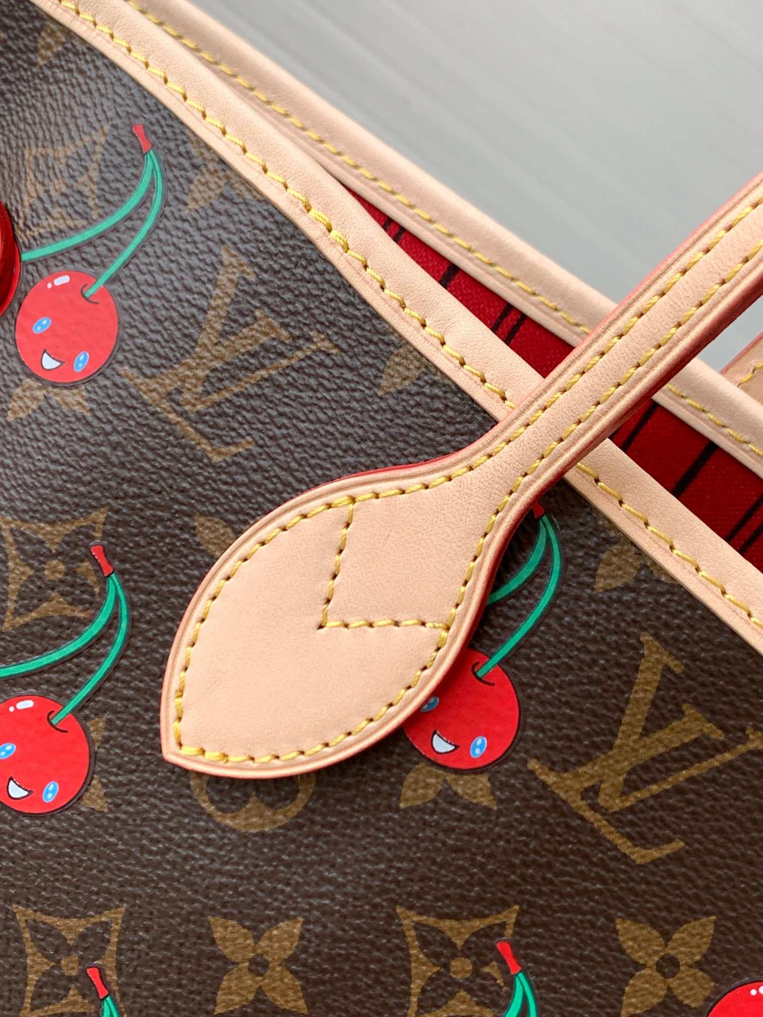 Louis Vuitton Neverfull MM Monogram Cherry Tote Bag - Image 5