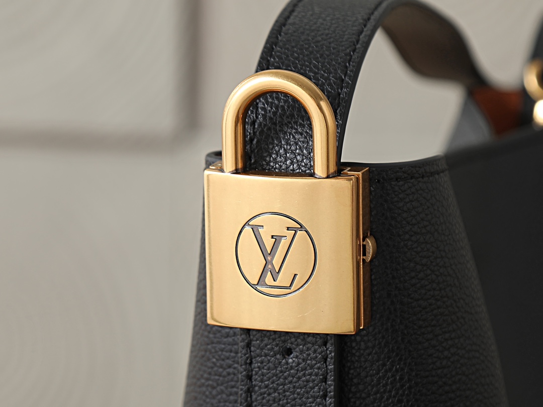 Louis Vuitton All In BB Crossbody Bag - Image 5