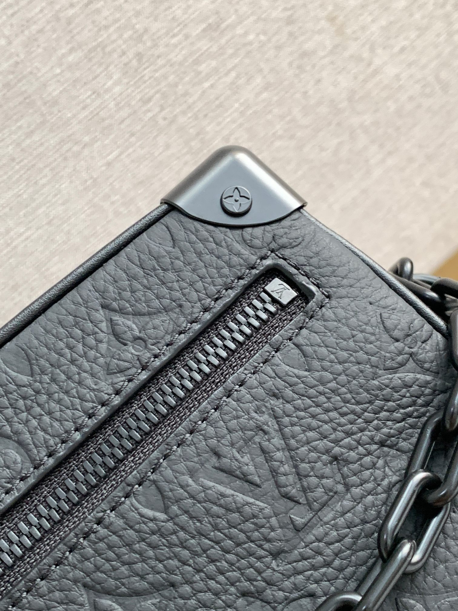 Louis Vuitton Soft Trunk Mini Crossbody Bag M55702 - Image 5