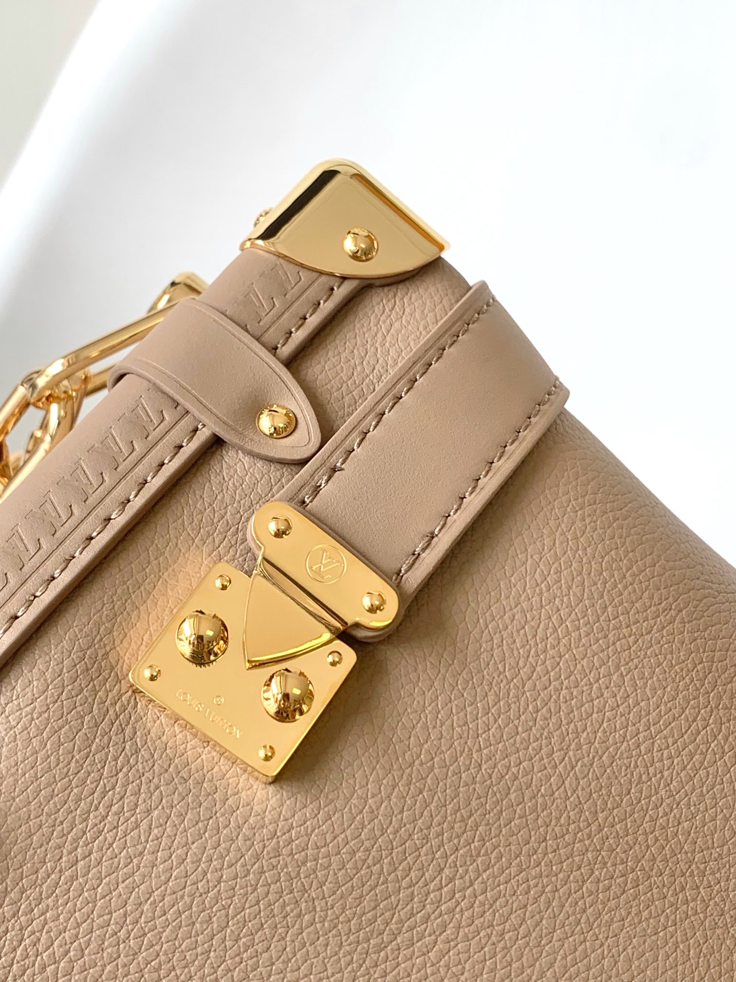 Louis Vuitton Side Trunk Medium Handbag - Image 5