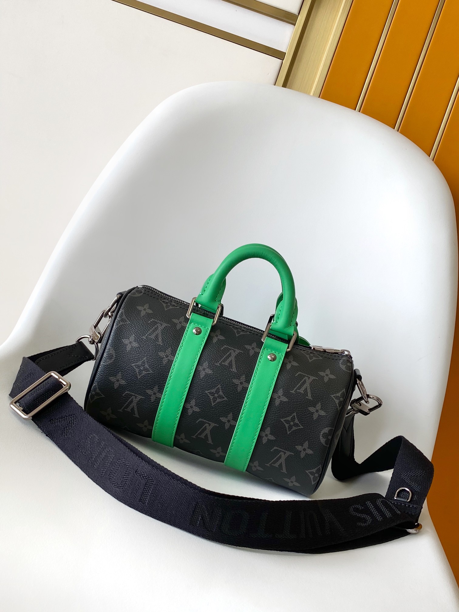 Louis Vuitton Keepall 25 Monogram Eclipse Reverse Bag - Image 5