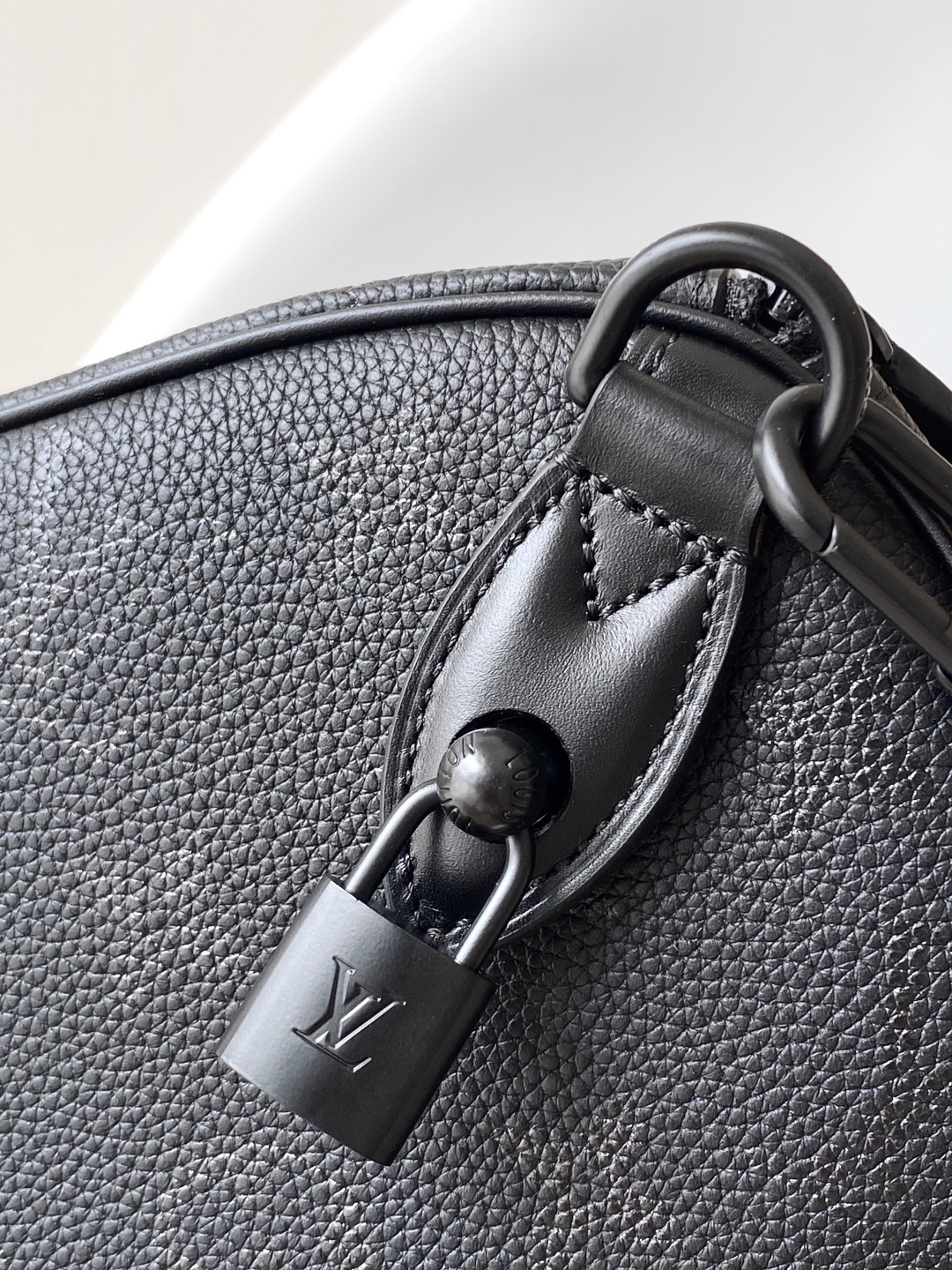 Louis Vuitton Speedy P9 Bandoulière 40 Leather Handbag - Image 5