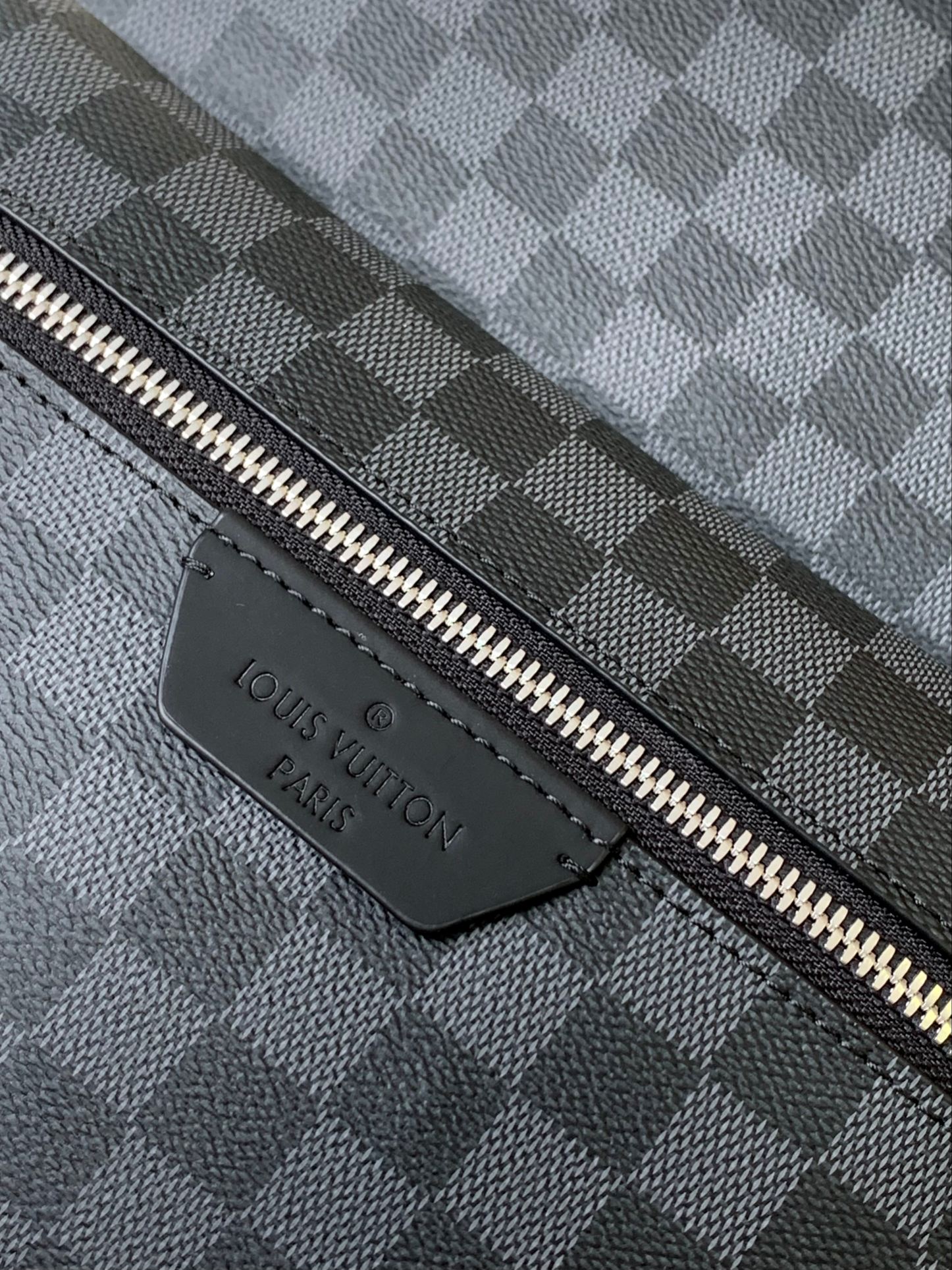 Louis Vuitton Discovery Small Shoulder Bag N40514 - Image 5
