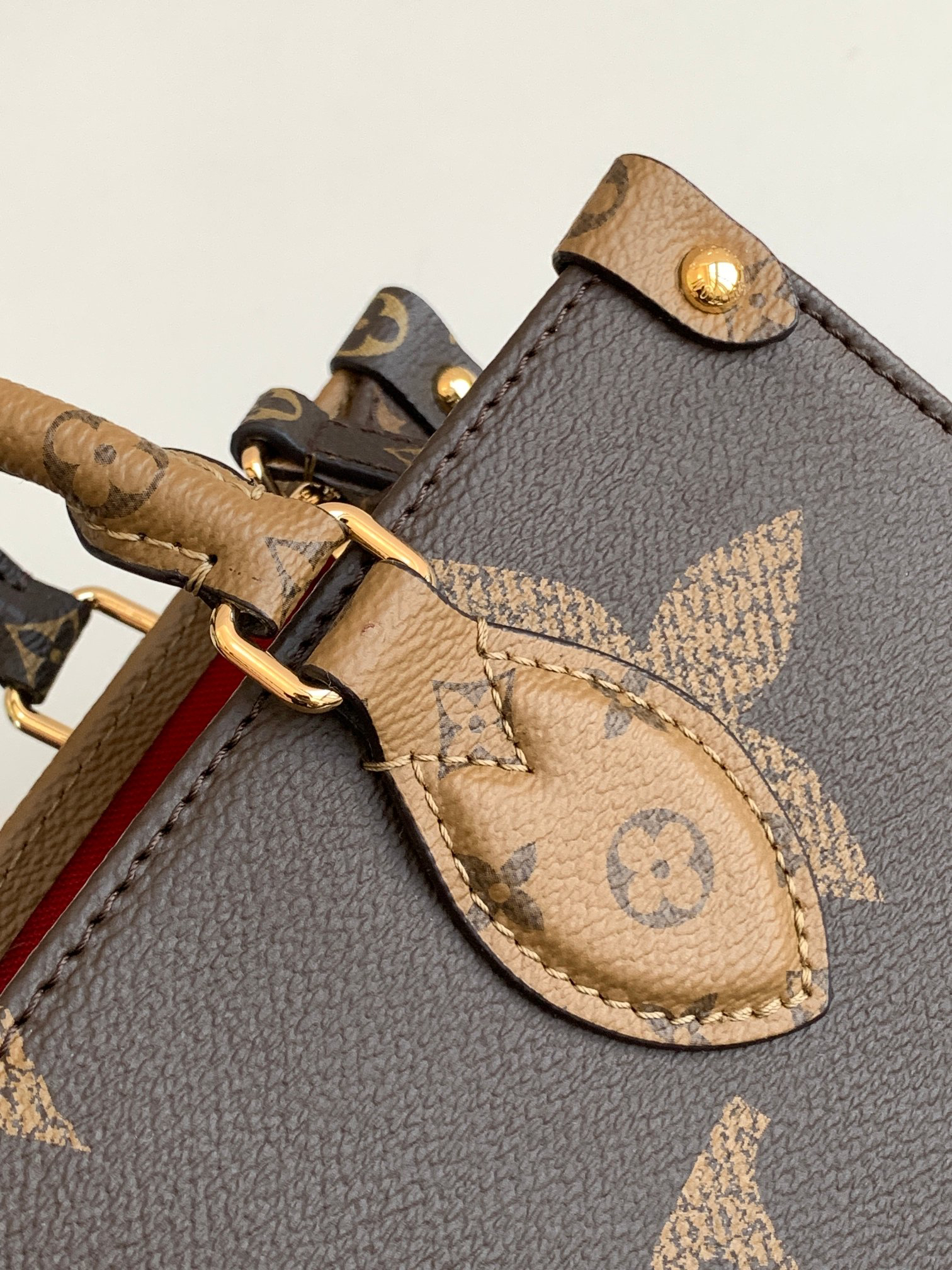 Louis Vuitton OnTheGo PM Monogram Reverse Canvas Tote Bag - Image 5