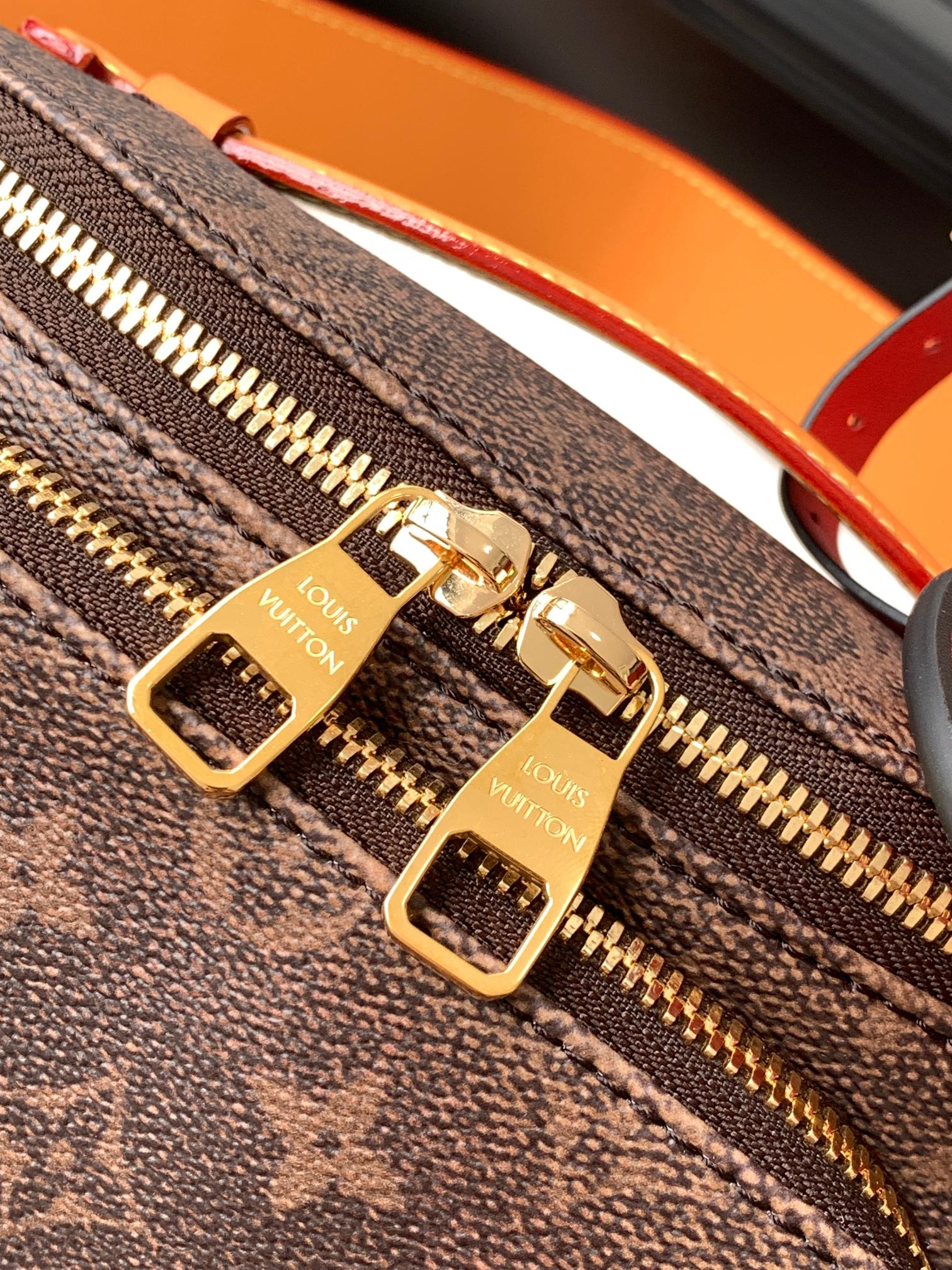 Louis Vuitton Rush Belt Bag M11539 - Image 5