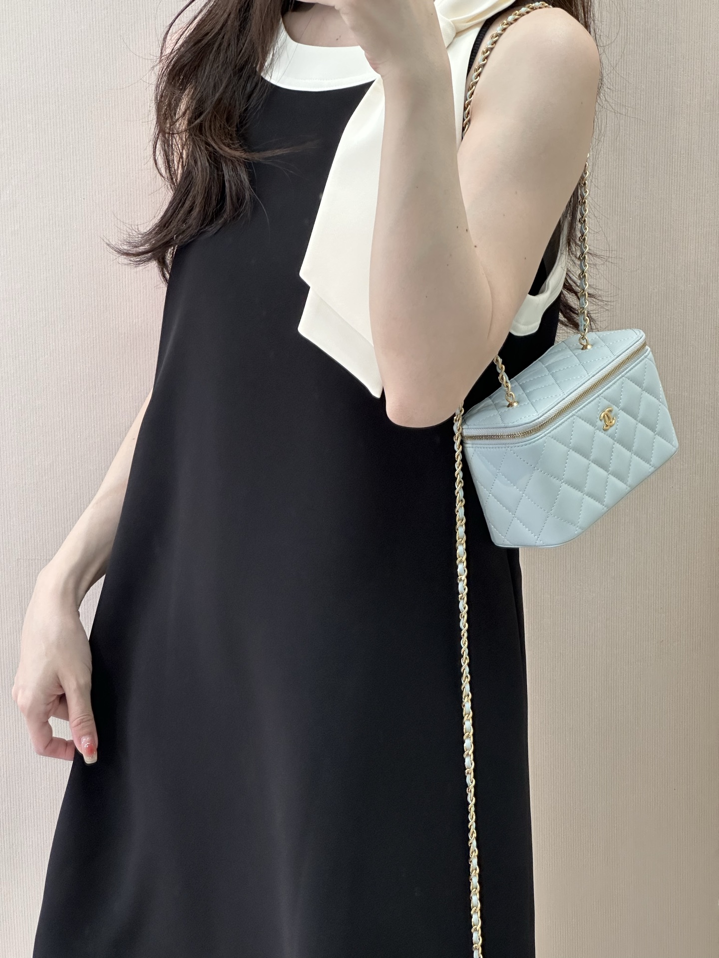 Chanel Gold Ball Box Crossbody Bag - Image 5