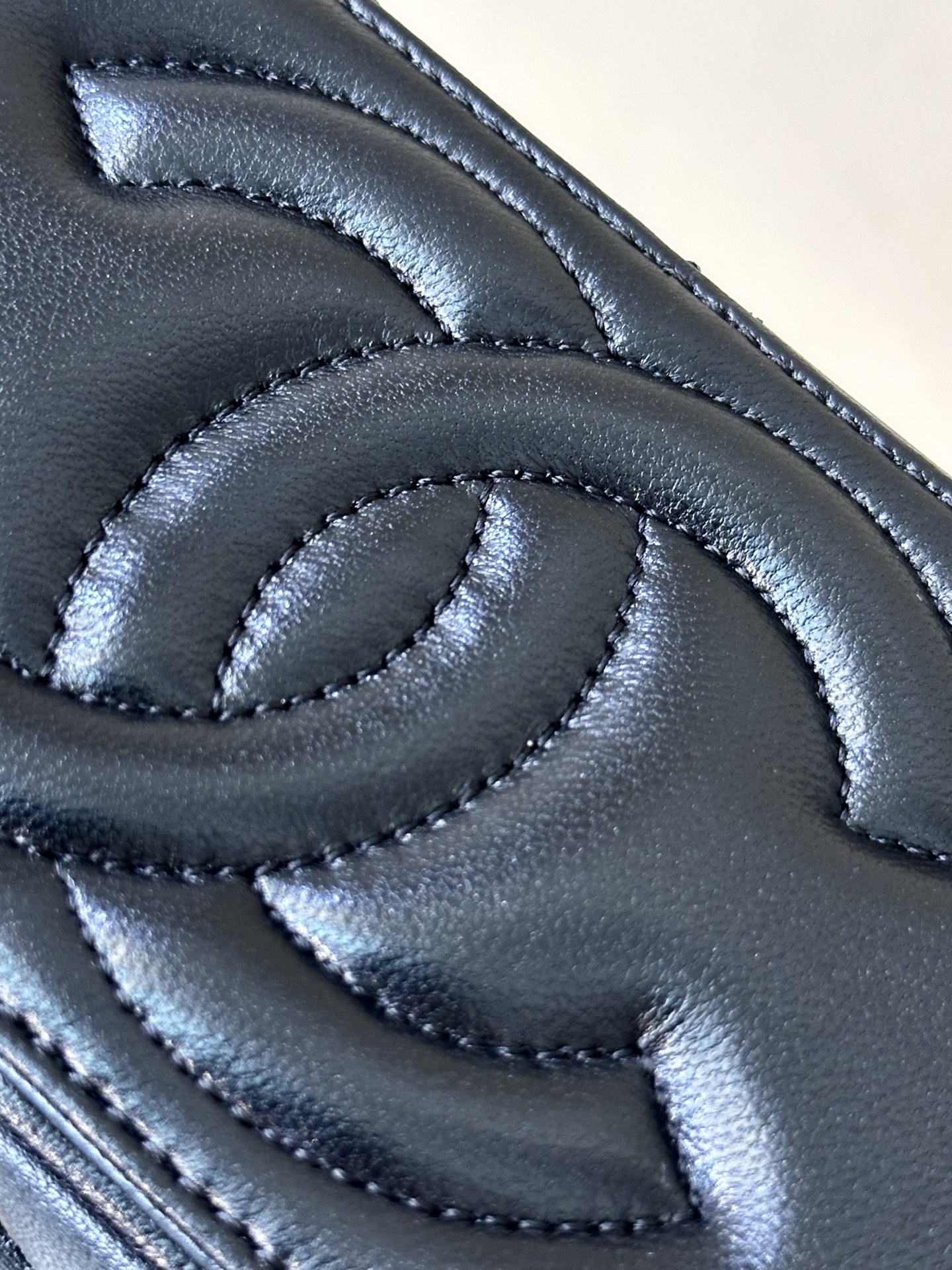 Mini Black Leather Chain Crossbody Bag - Image 5