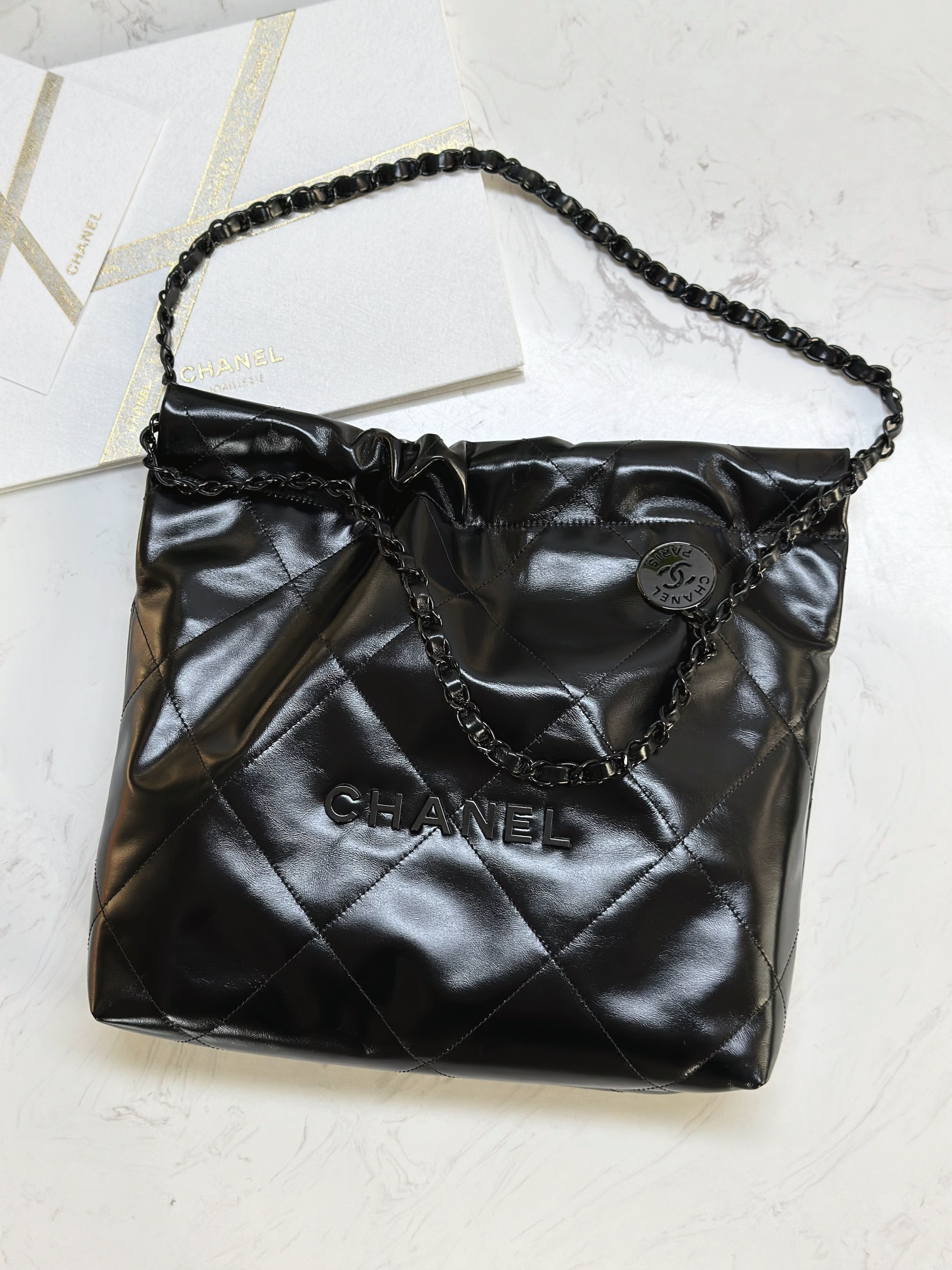 Chanel 22 Shopping Bag - Image 5