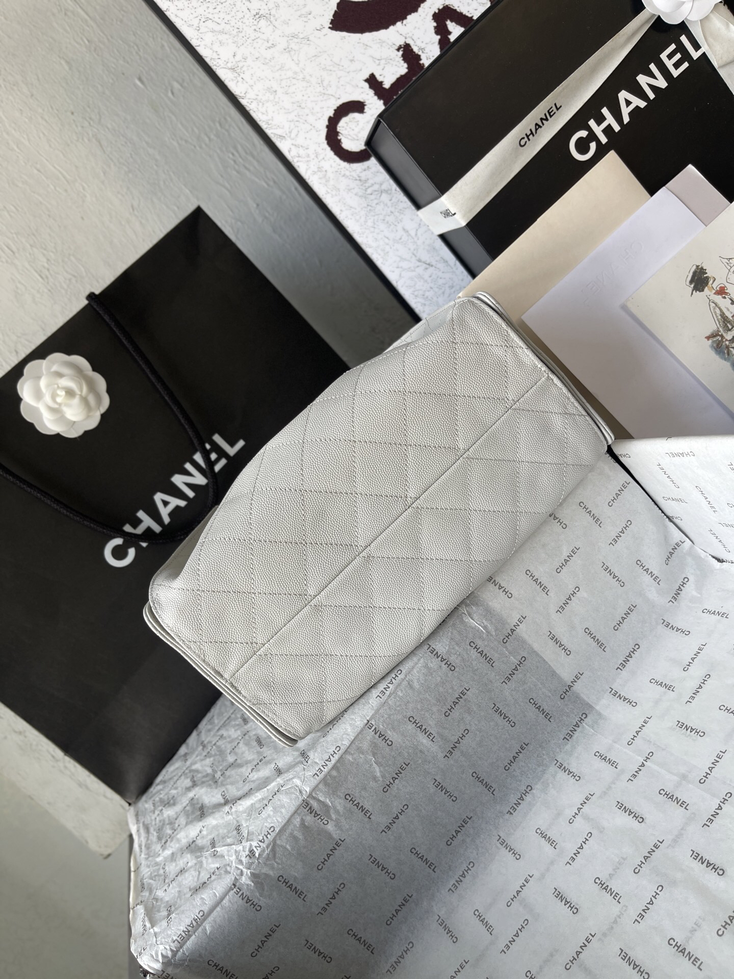Chanel 25C Small Caviar Leather Hobo Bag - Image 5