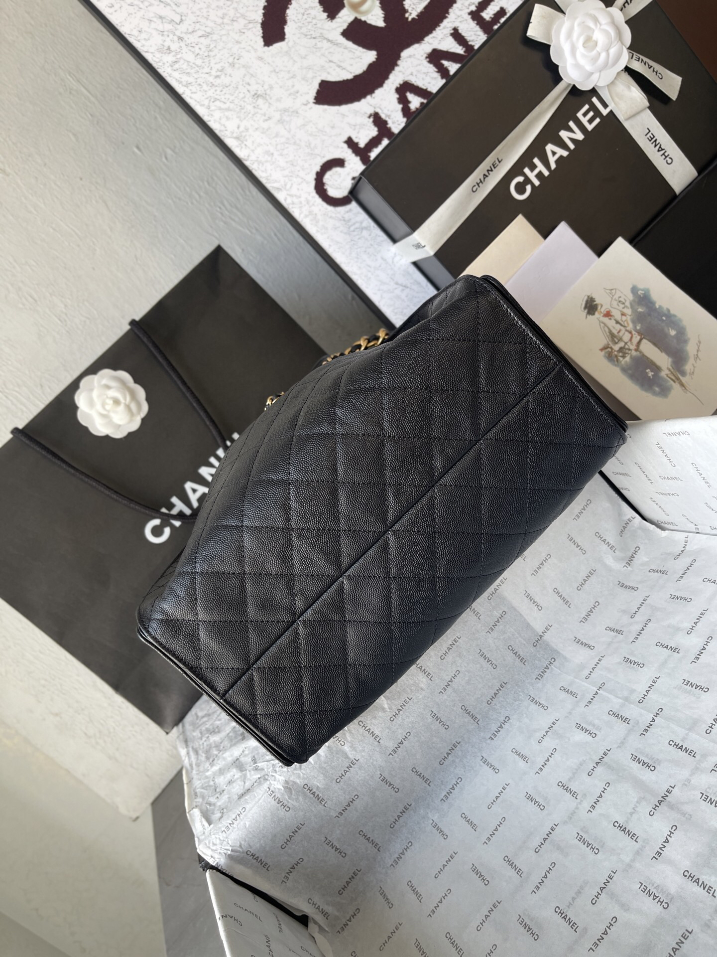 CHANEL 25 Textured Leather Hobo Shoulder Bag AS5311 - Image 5