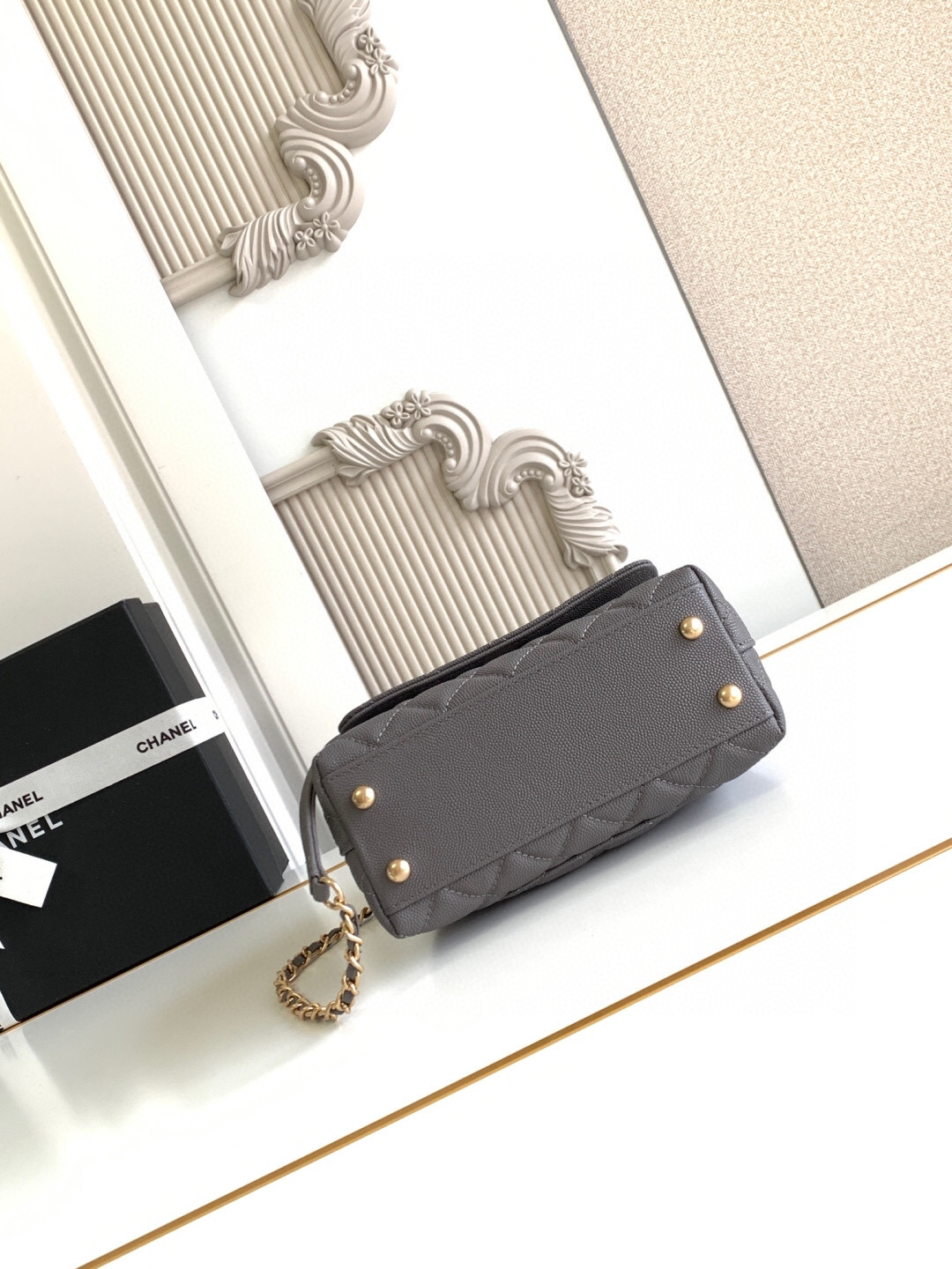 Chanel Coco Handle Small Leather Top-Handle Bag - Image 5