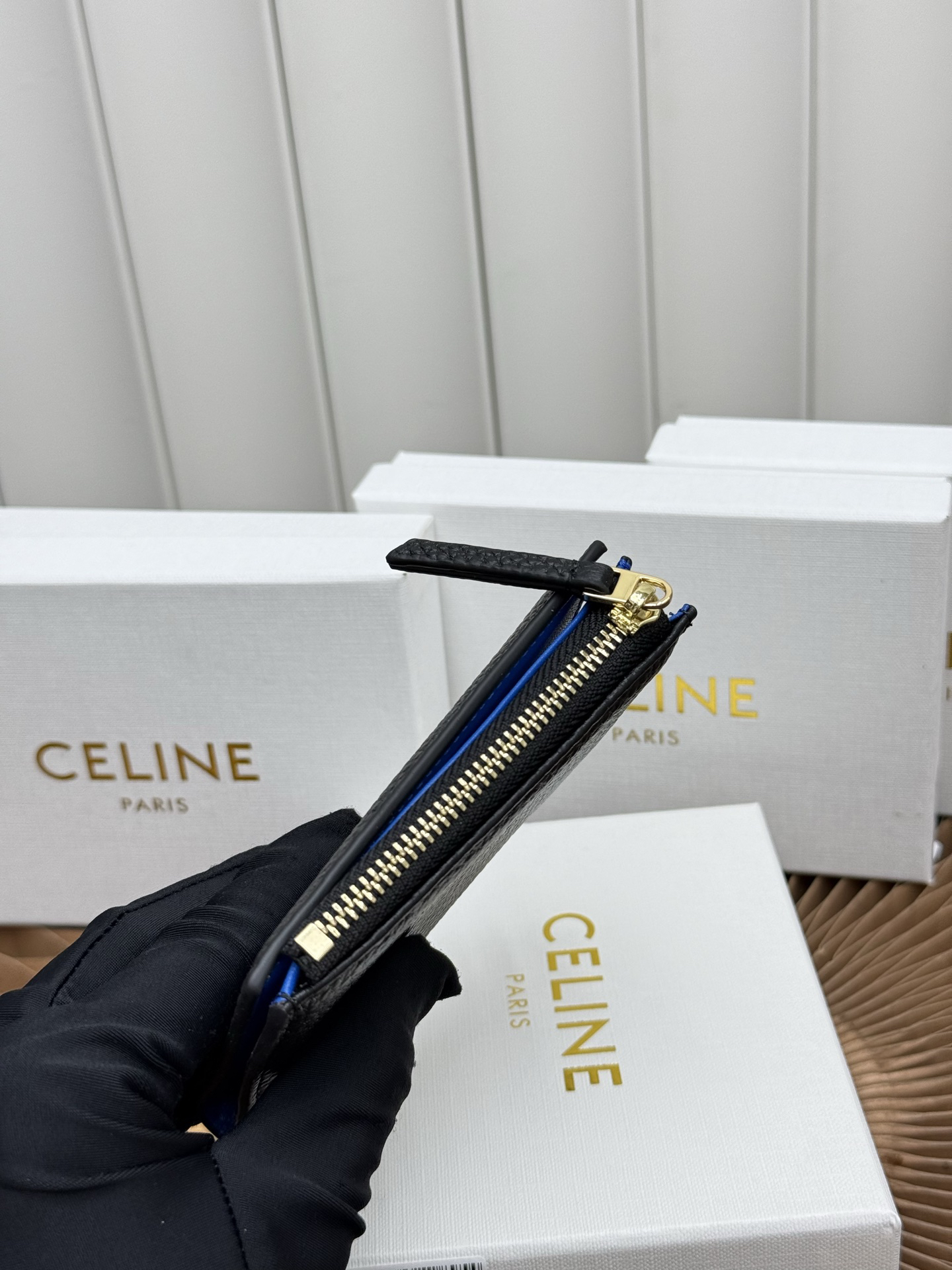 CELINE Short Leather Wallet - Image 5