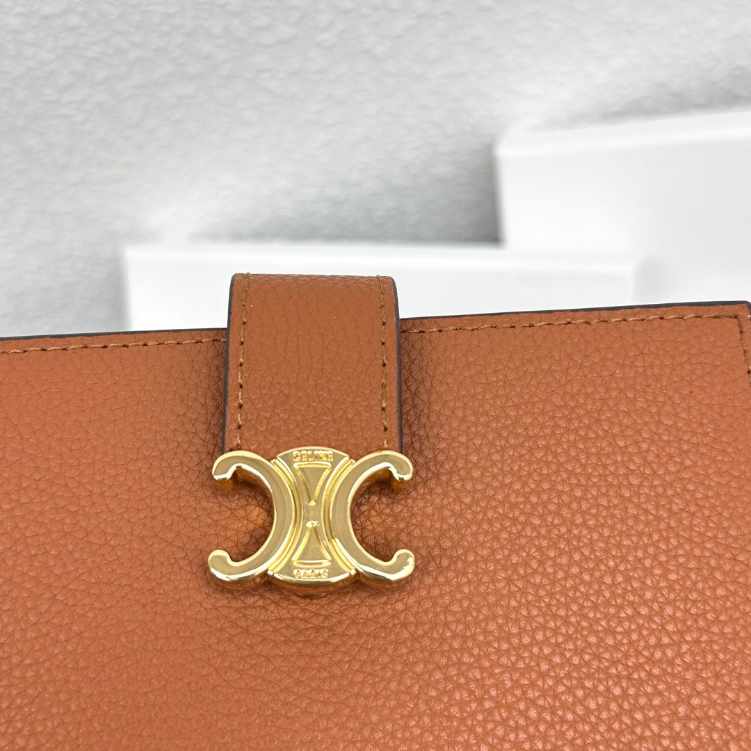 CELINE VICTOIRE Medium Cowhide Leather Wallet - Image 5
