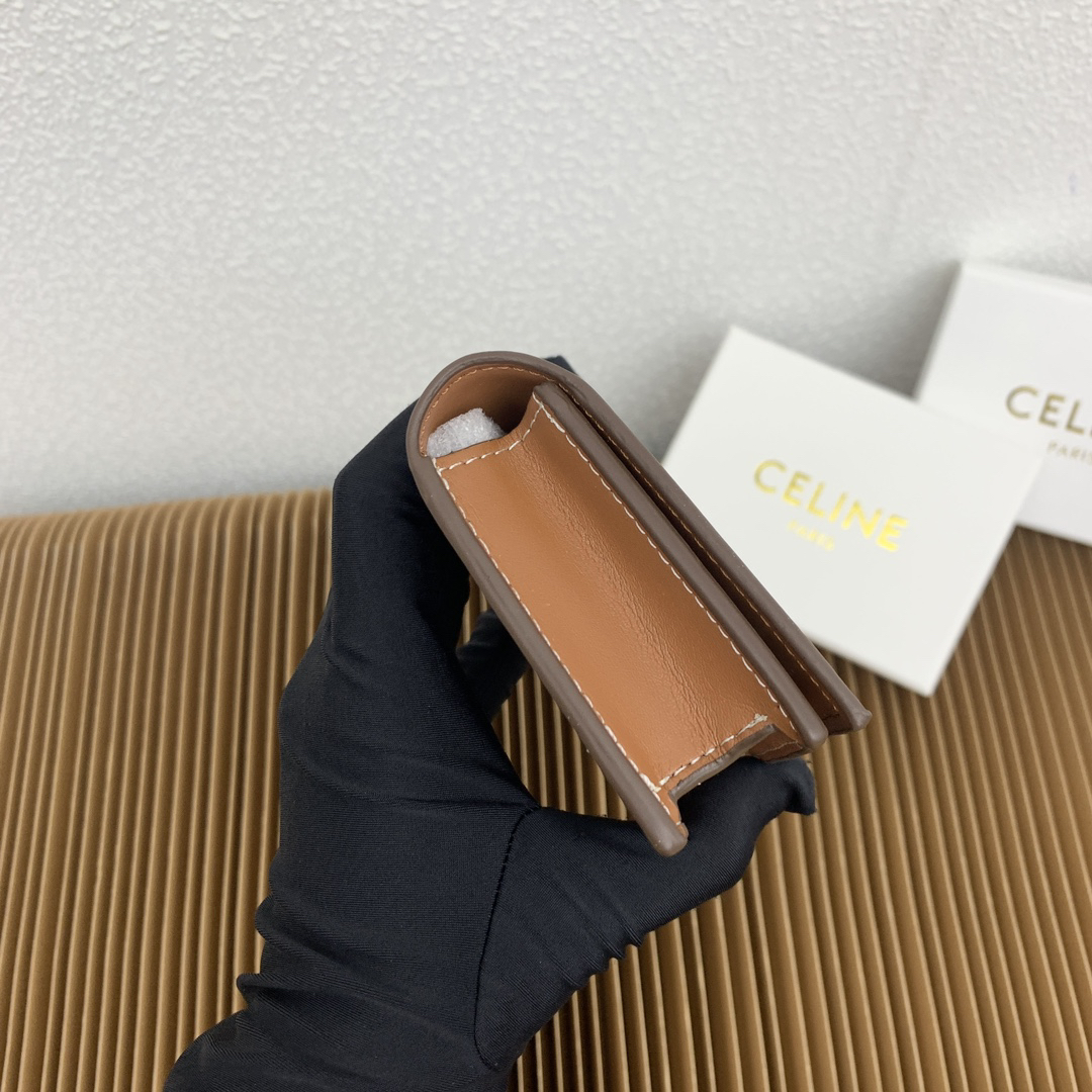 Celine Triomphe 16 Leather Flap Card Holder - Image 5