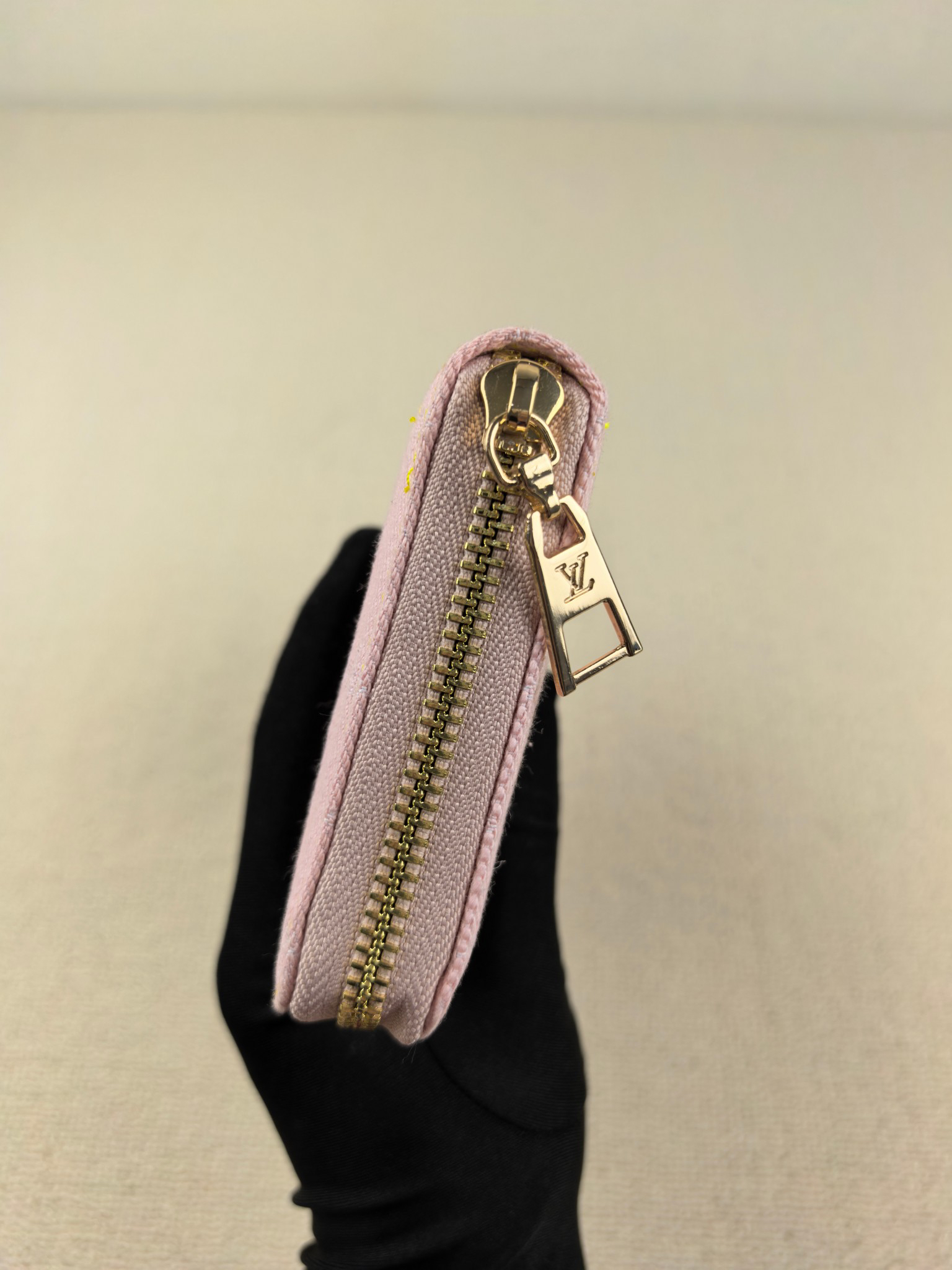 Louis Vuitton Zippy Wallet M82958 in Monogram Denim - Image 5