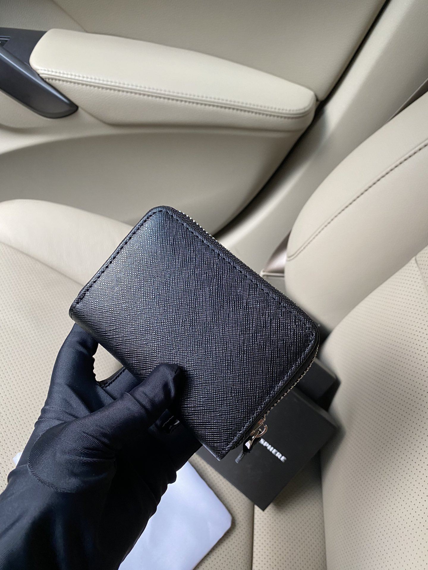 Prada Leather Card Holder, Model 2MC553 - Image 5