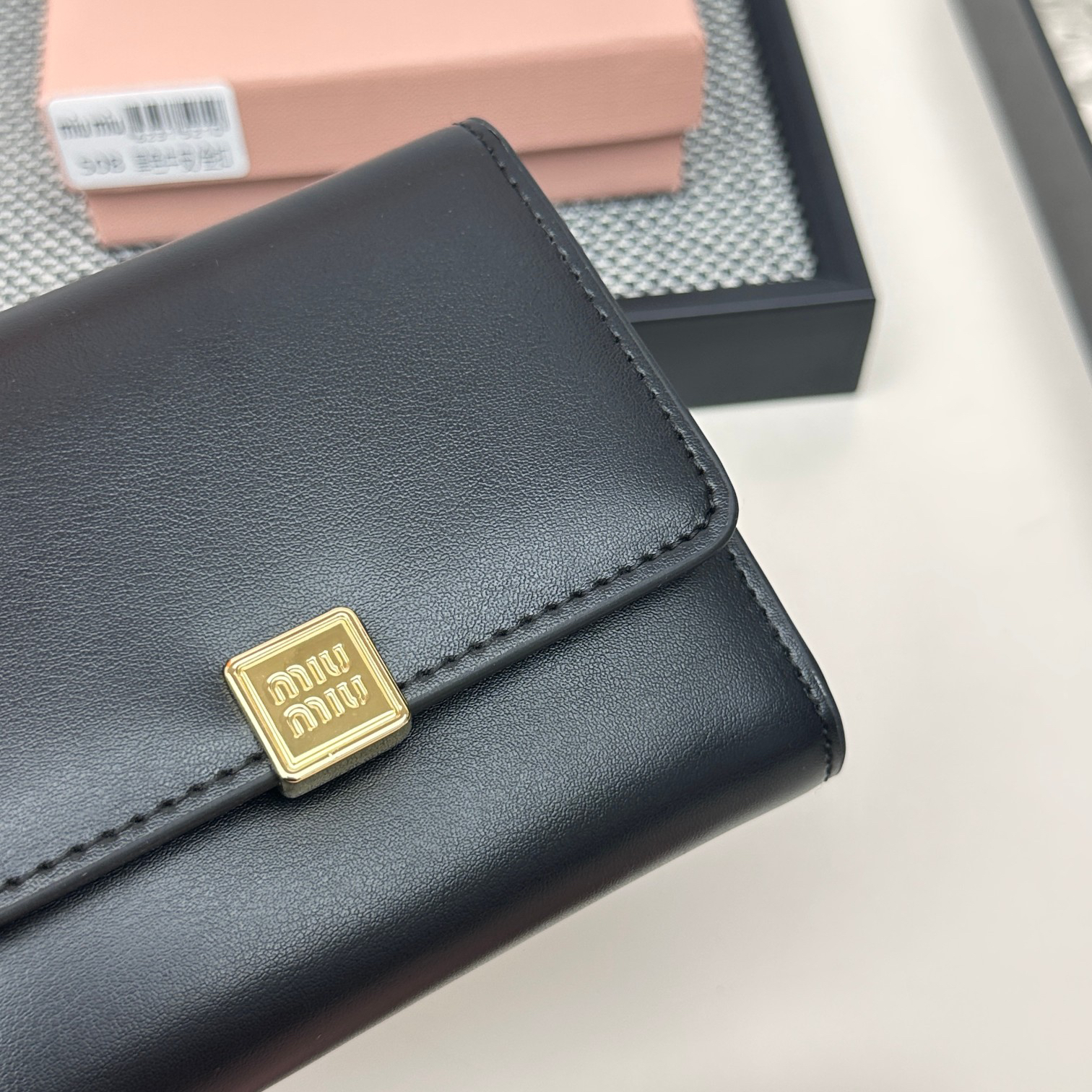 Miu Miu Lambskin Trifold Wallet and Card Holder - Image 5