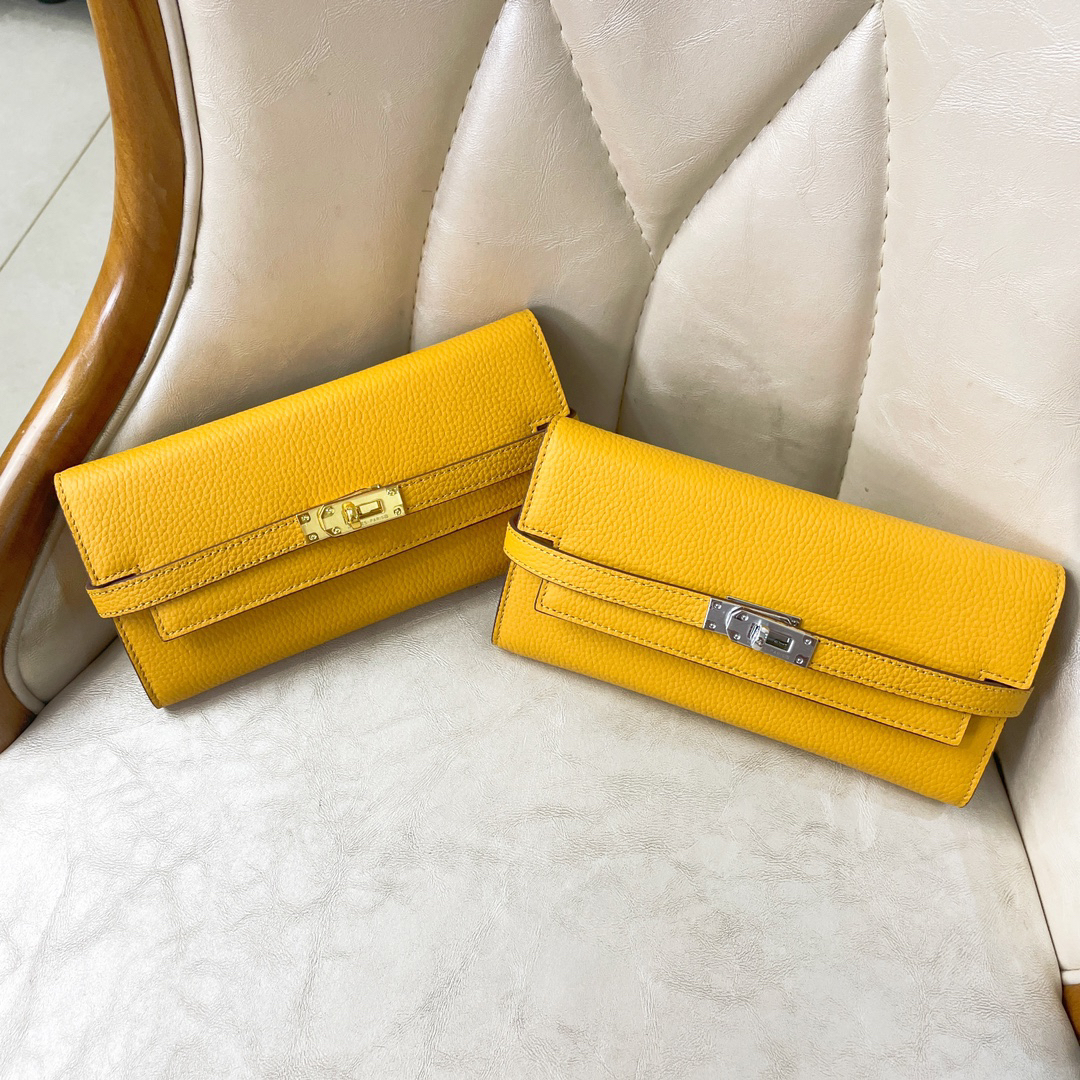 Hermès Kelly Long Wallet in Togo Leather - Image 5