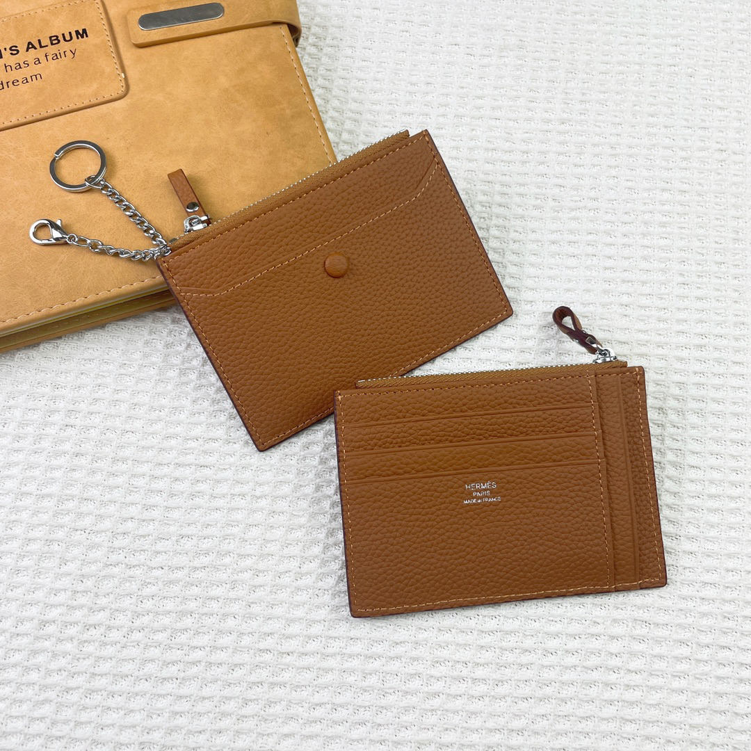 Hermes City 8CC Business Card Holder in Togo Calfskin - Image 5