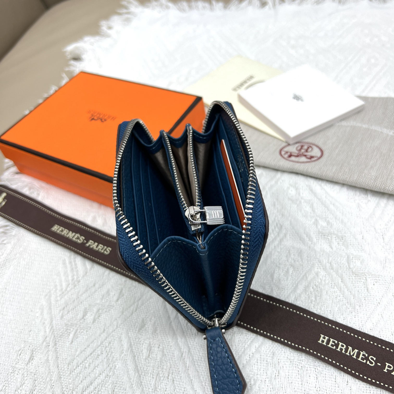 Hermes Constance Compact Wallet - Image 5