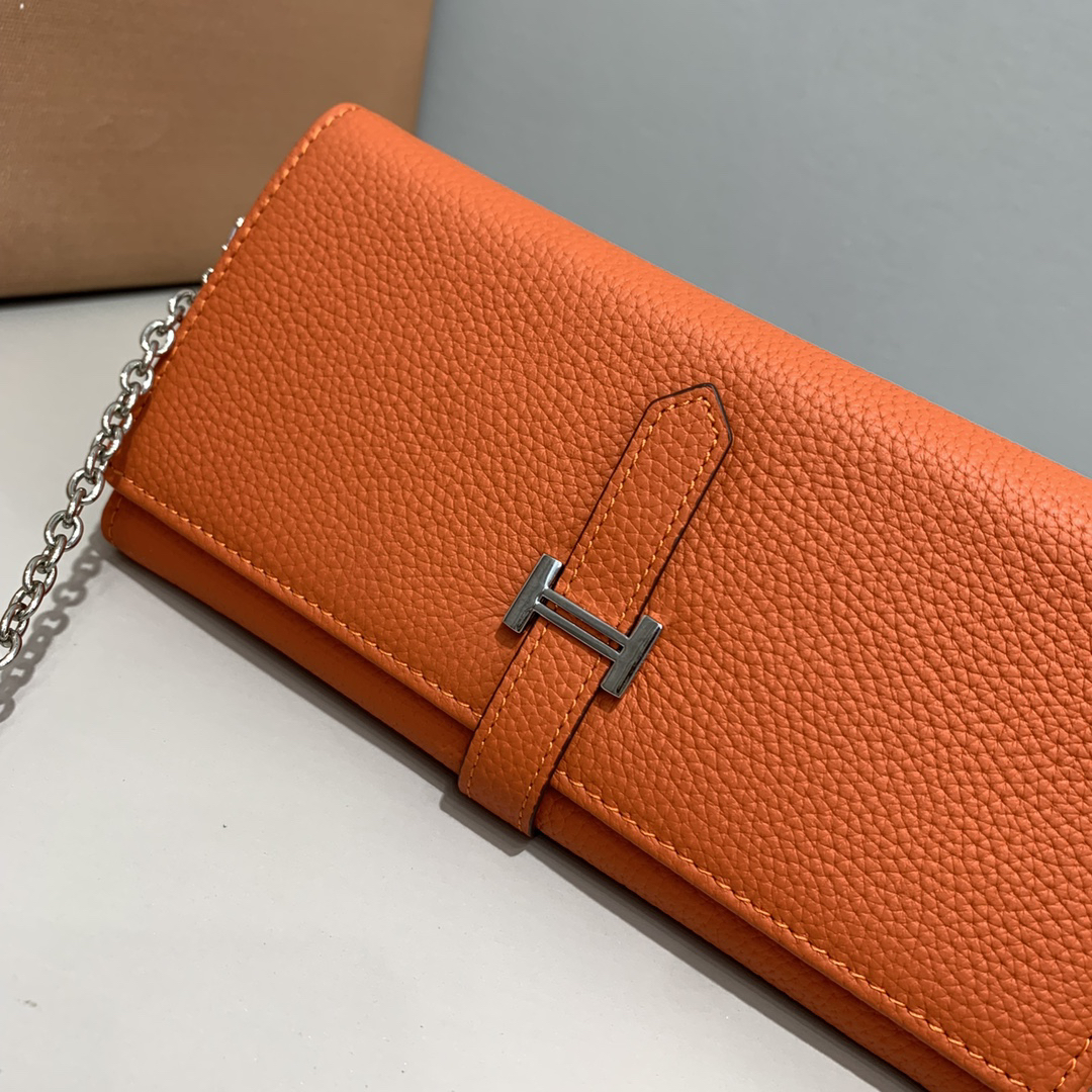 Hermes Women's Togo Leather Chain Shoulder Bag - Image 5