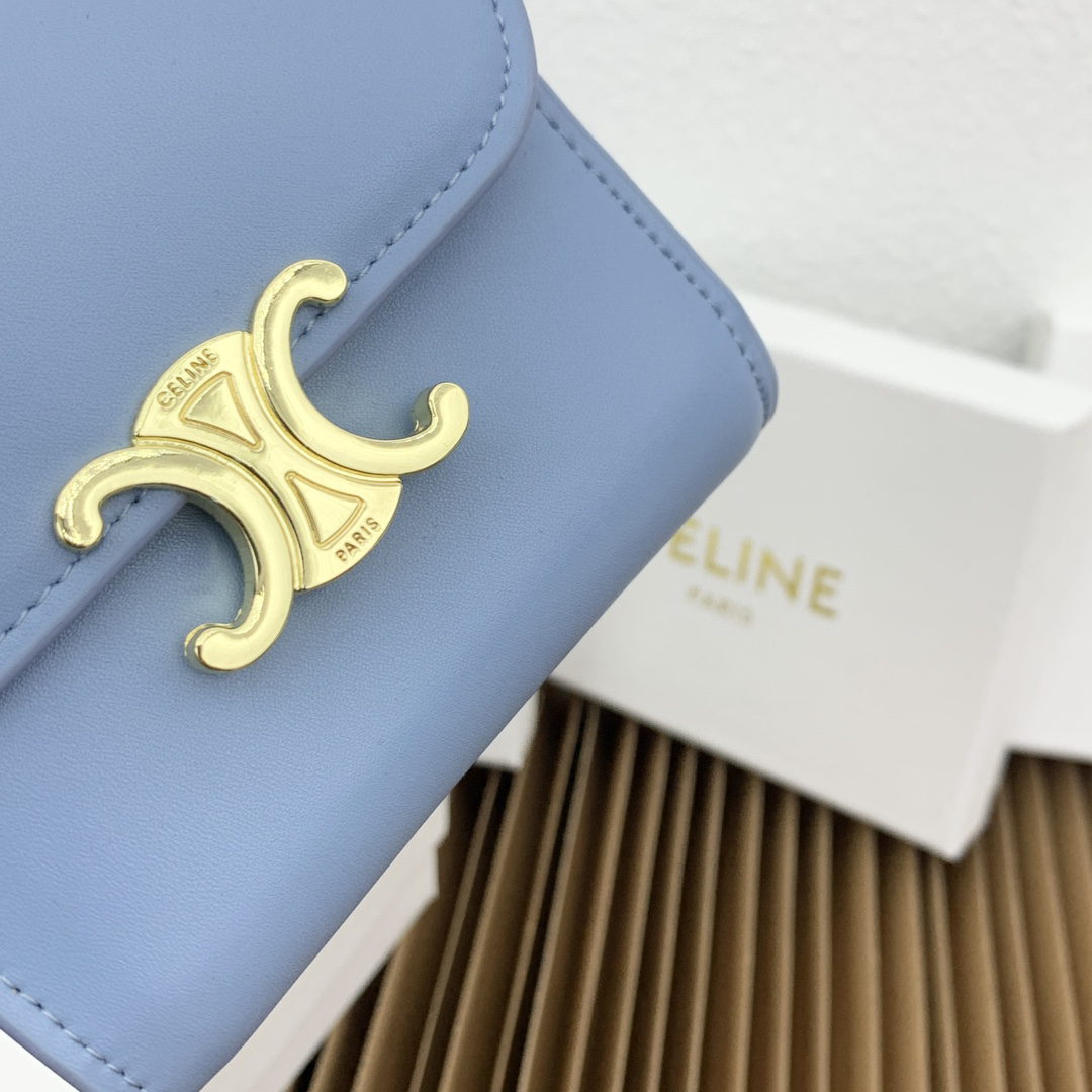 CELINE Small Triomphe Lambskin Flap Wallet - Image 5