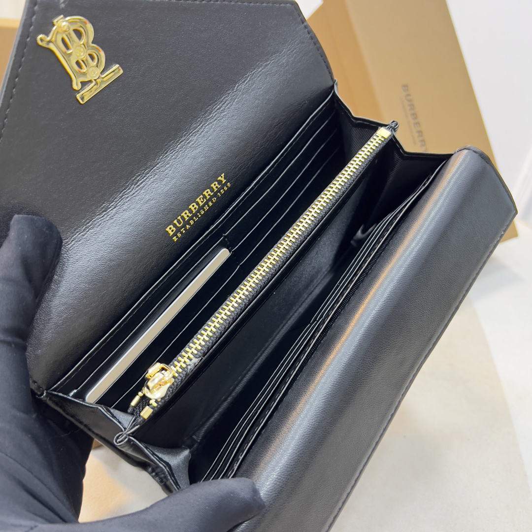Burberry Thomas Burberry Quilted Long Wallet - Image 5