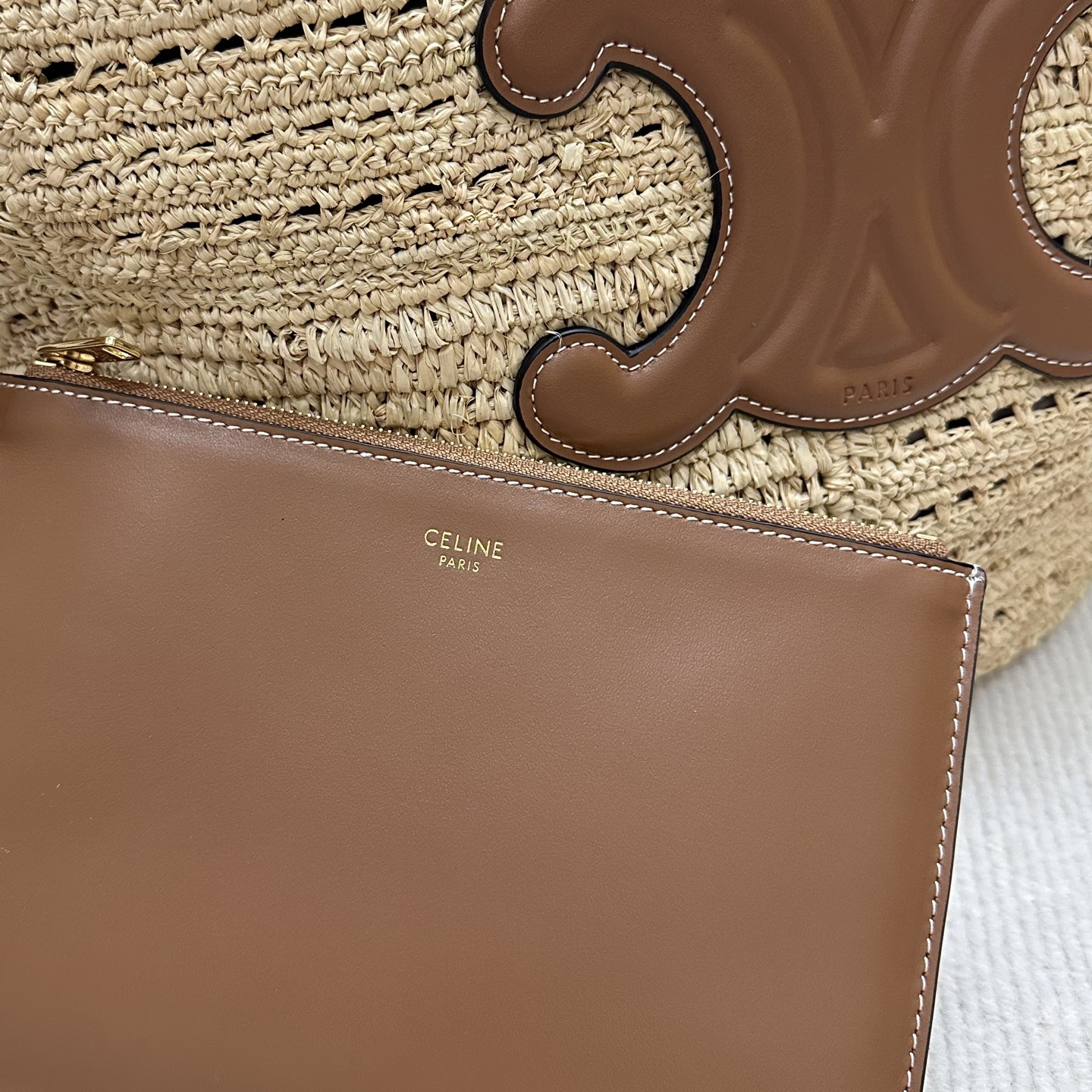 CELINE Medium Woven TRIOMPHE Basket Bag - Image 6