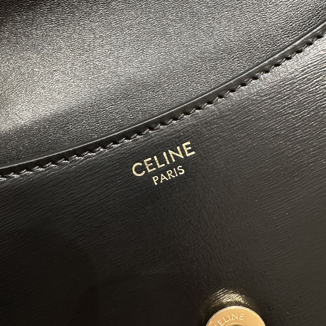 Celine Teen Lola Triomphe Leather Shoulder Bag - Image 6