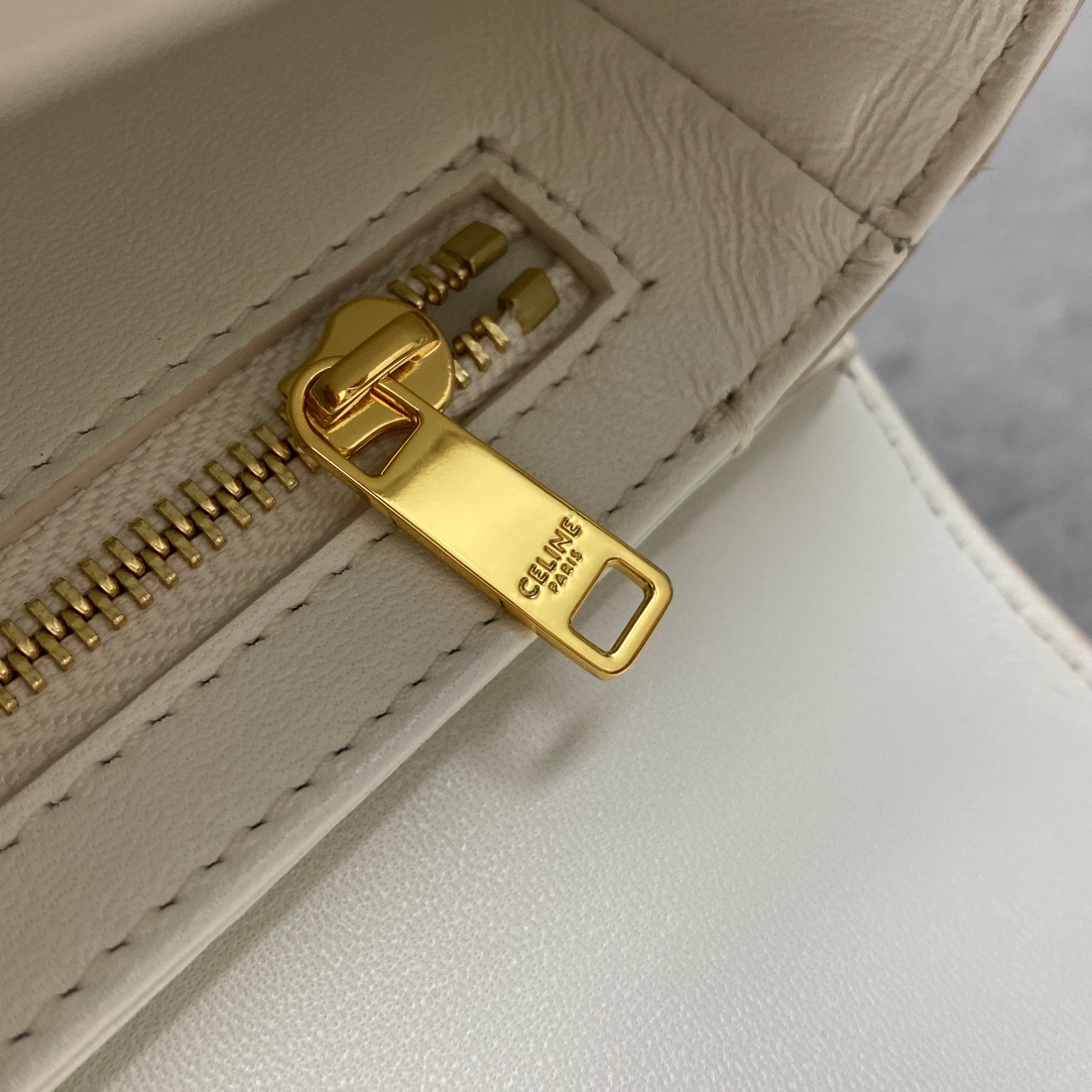 Triome New Classic Off-White Leather Crossbody Bag - Image 6