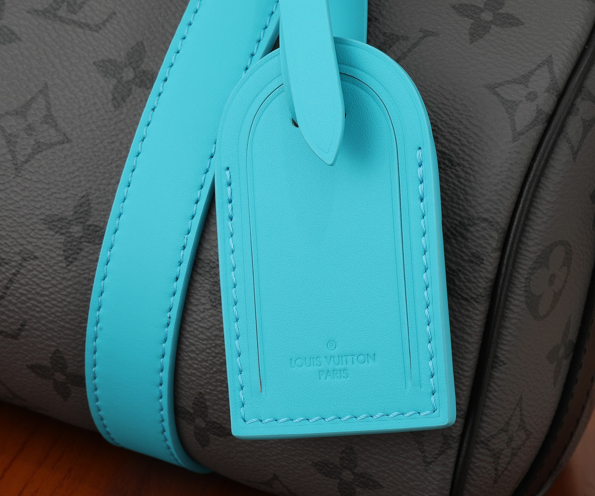 Louis Vuitton Keepall Bandouliere 25 Monogram Eclipse Reverse Travel Bag - Image 6